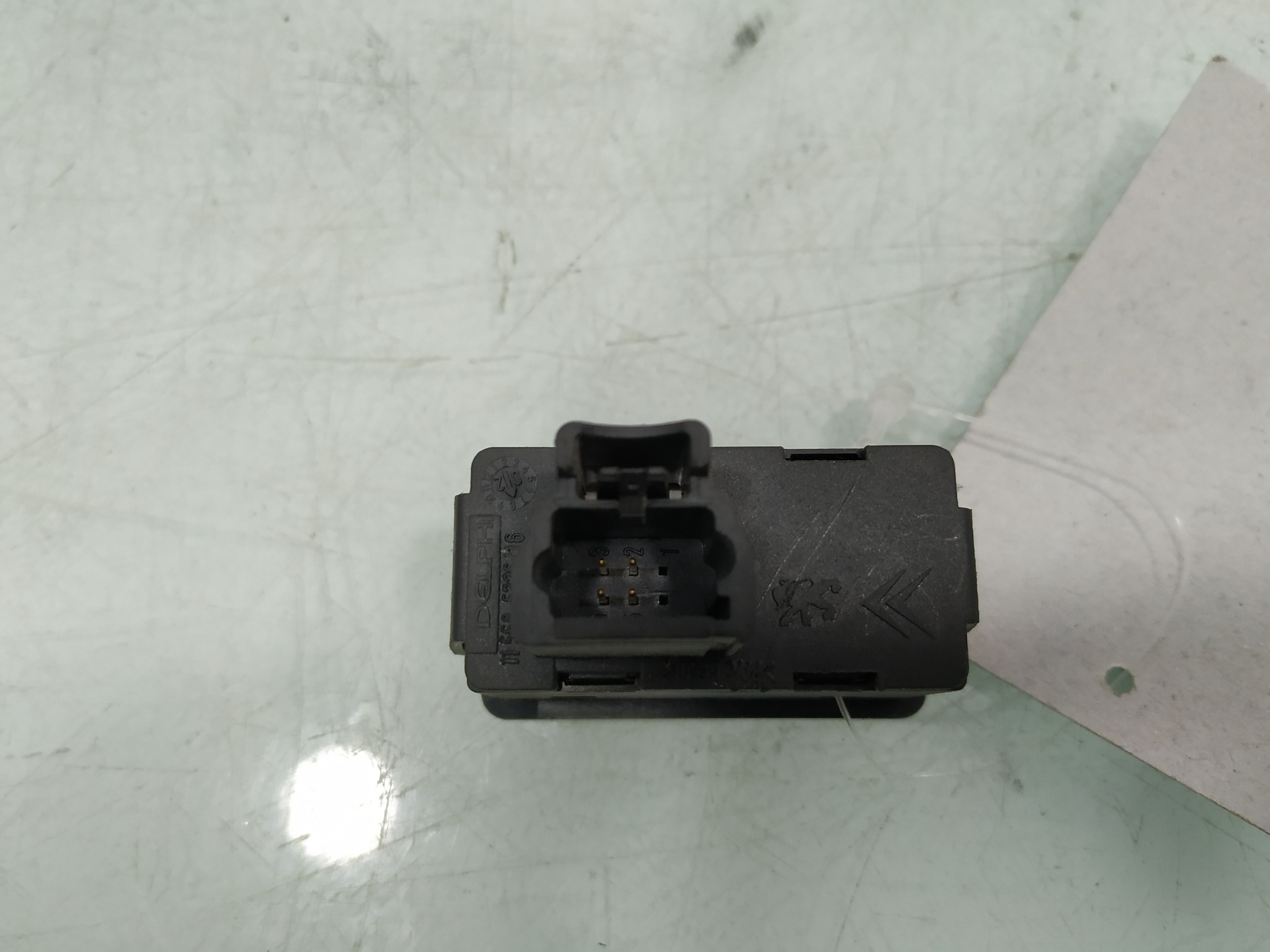 PEUGEOT 807 1 generation (2002-2012) Rear Right Door Window Control Switch 14889170ZL 25929668