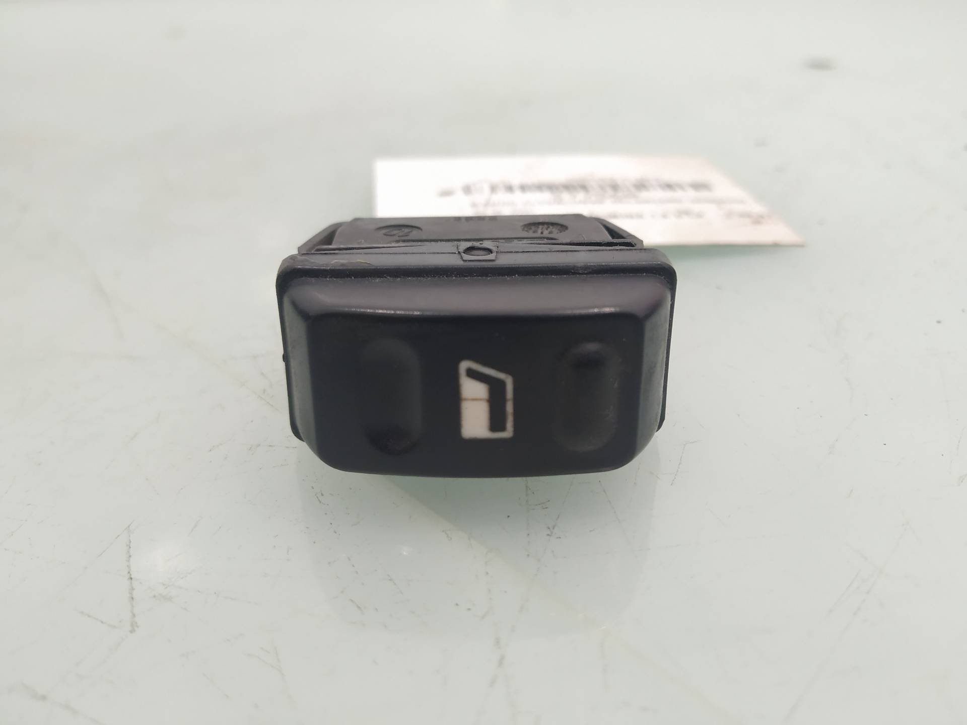 CITROËN Xsara 1 generation (1997-2004) Front Right Door Window Switch 22681 19176370