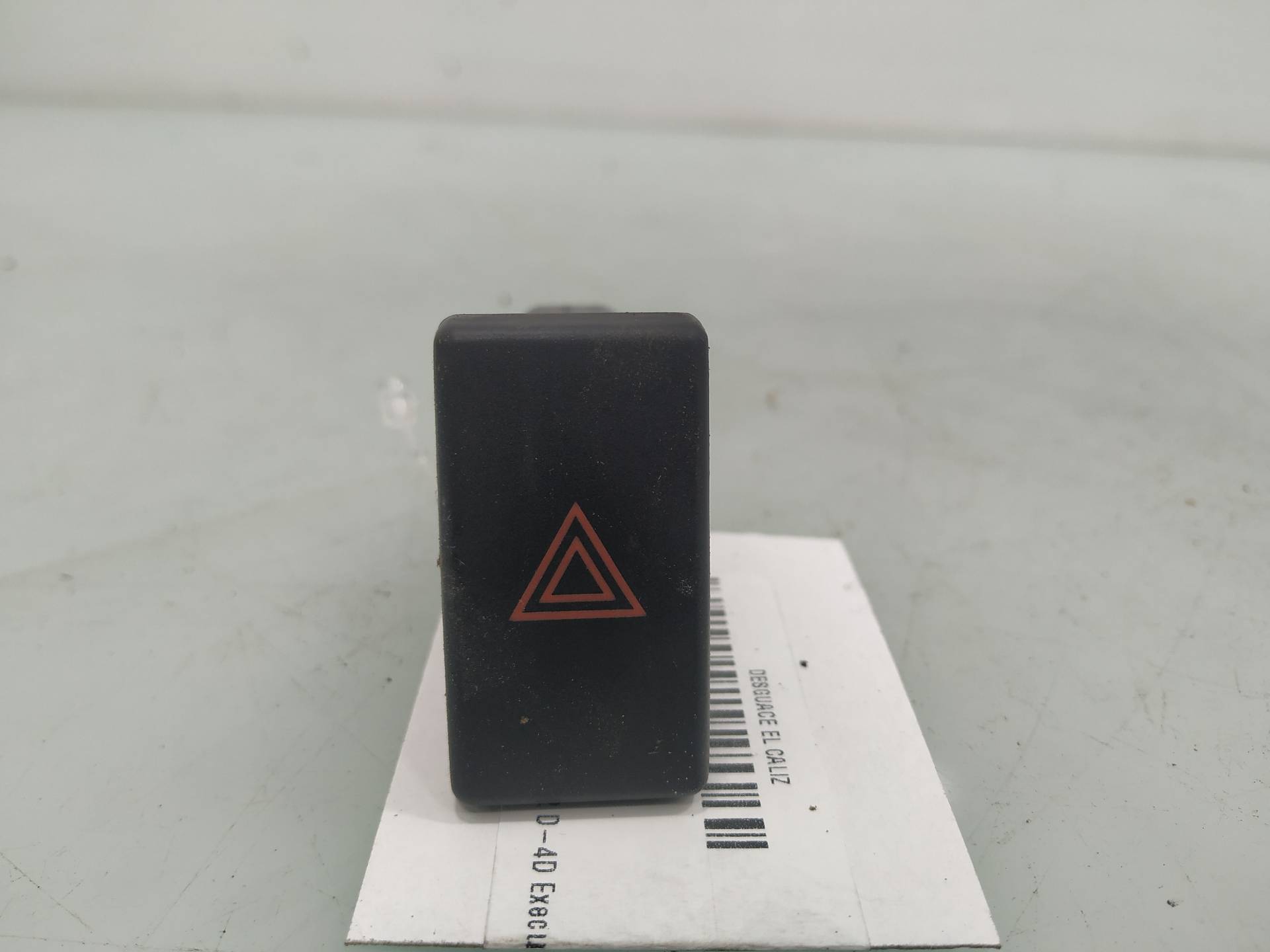 TOYOTA Avensis 2 generation (2002-2009) Hazard button 157963 19174409