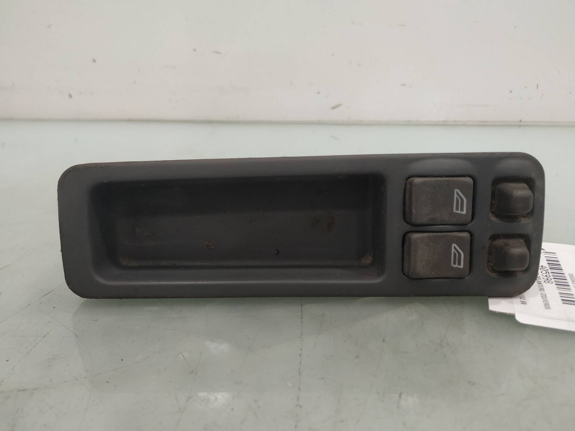 VOLVO S40 1 generation (1996-2004) Front Left Door Window Switch 30815237 24897319