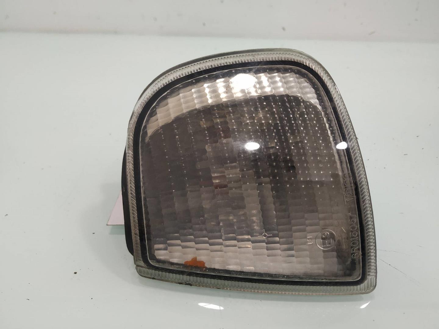 SEAT Ibiza 2 generation (1993-2002) Front left turn light 19187614