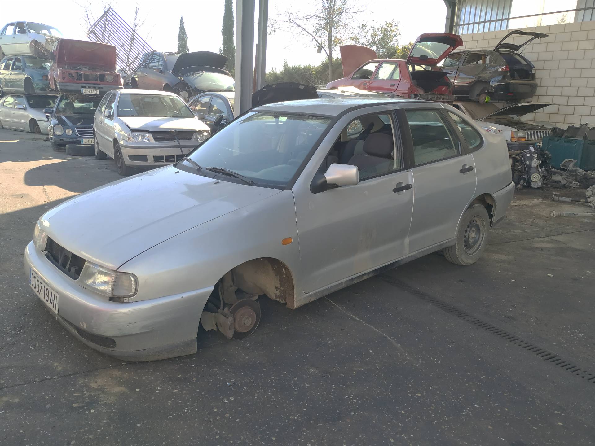 SEAT Ibiza 2 generation (1993-2002) Starter auto 020911023P 21065735