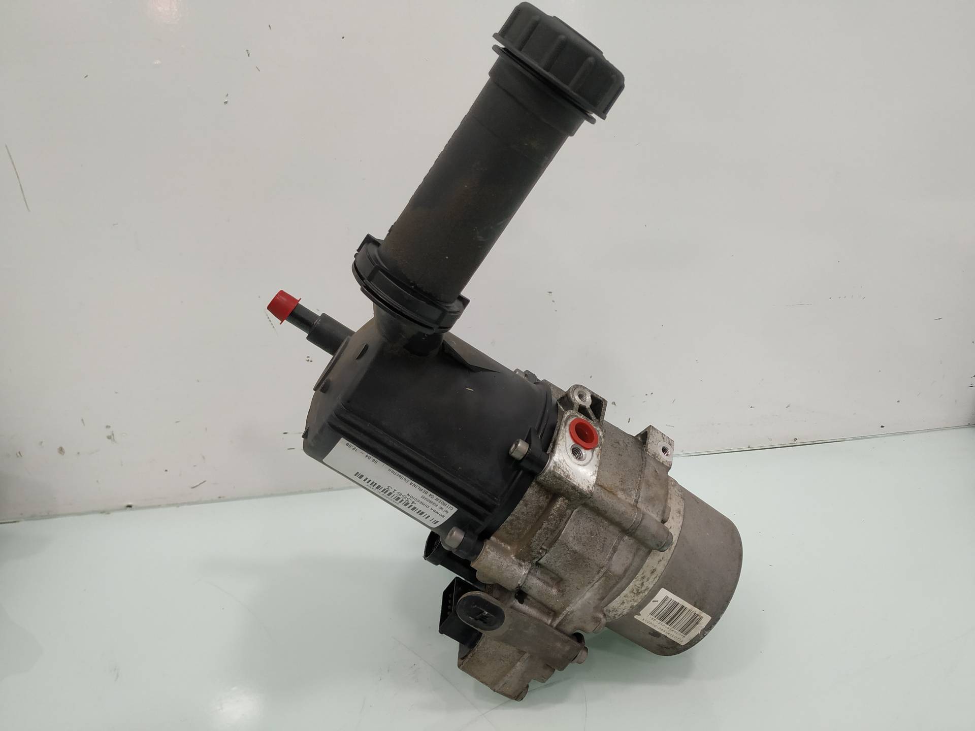 CITROËN C4 1 generation (2004-2011) Power Steering Pump 9686925480 19099393