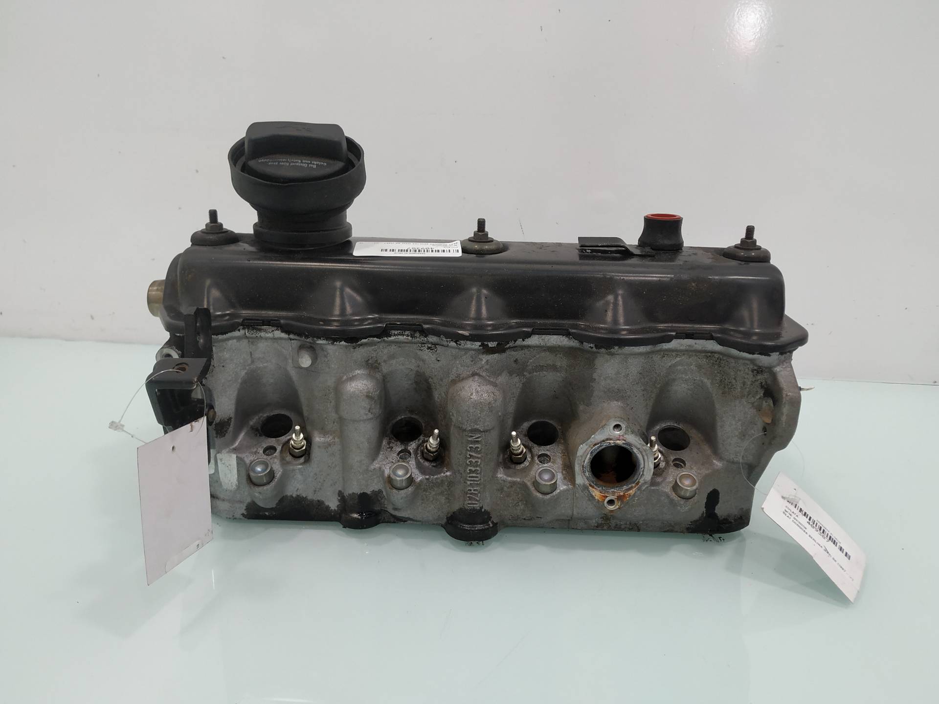 SEAT Ibiza 2 generation (1993-2002) Engine Cylinder Head 028103373N 19066584