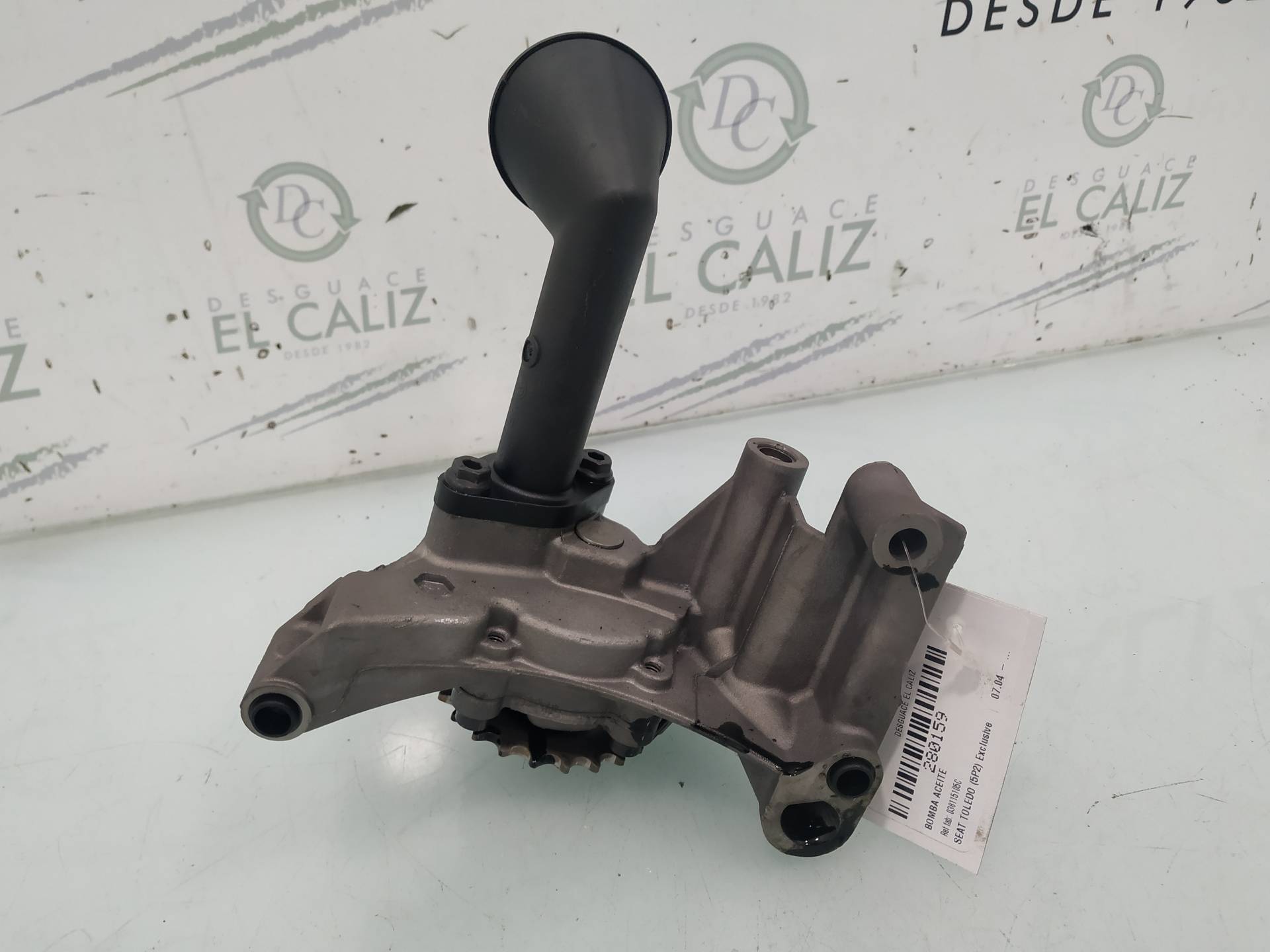 SEAT Toledo 3 generation (2004-2010) Oil Pump 038115105C 18949256