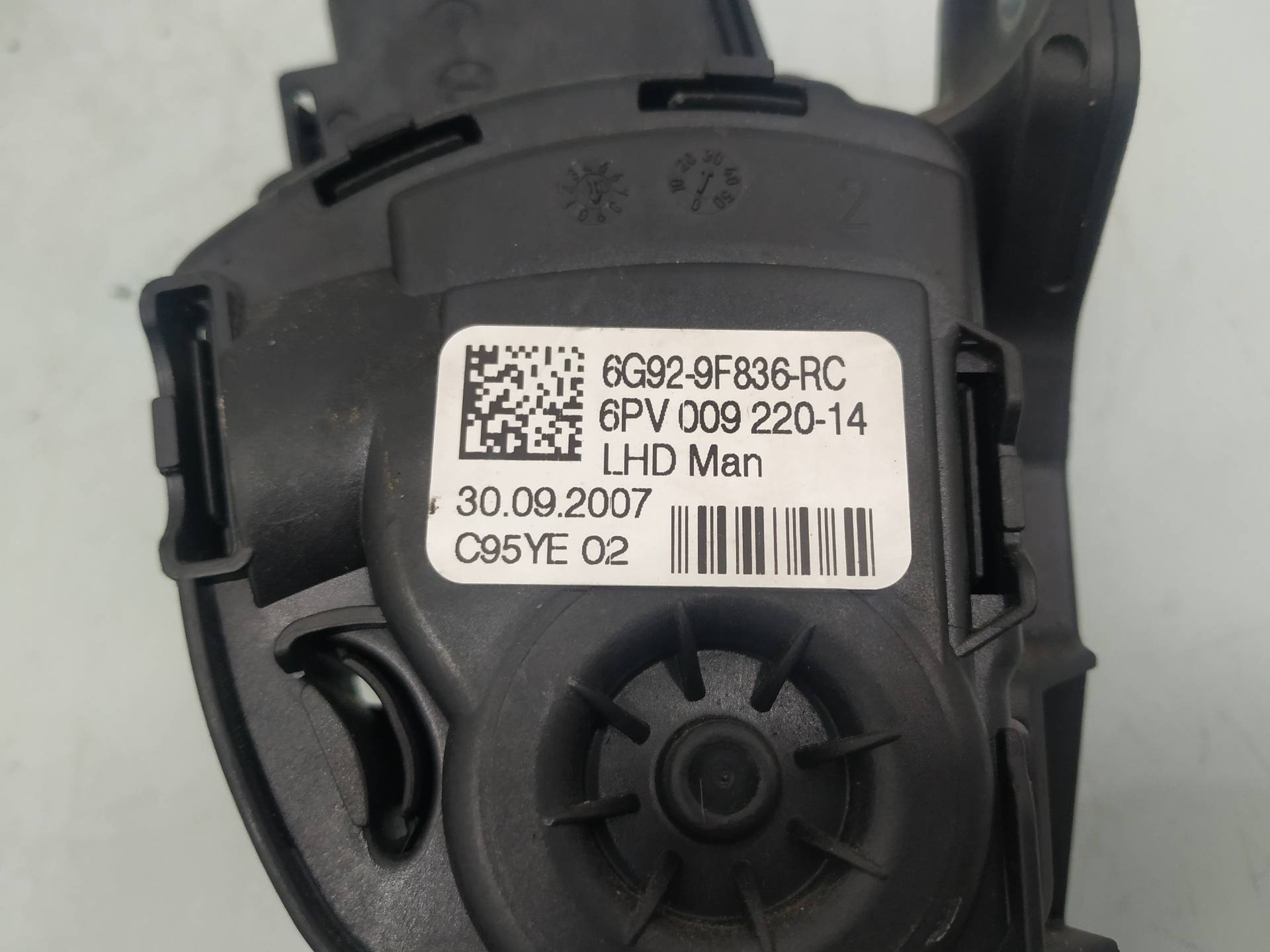 FORD Mondeo 4 generation (2007-2015) Педаль газа 6G929F836RC 19155814