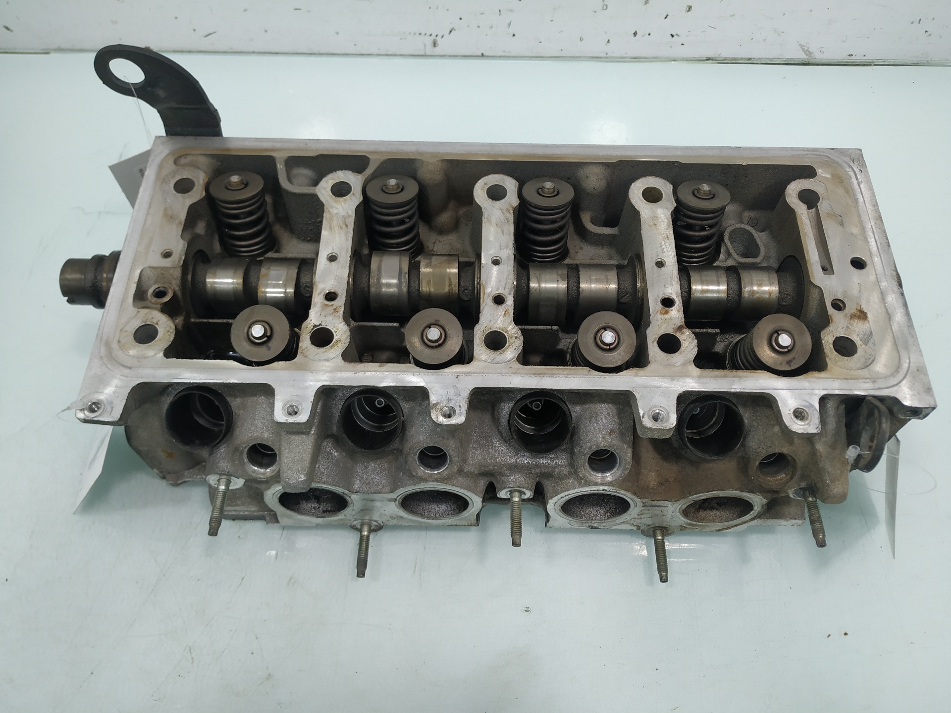 PEUGEOT 206 1 generation (1998-2009) Chiulasă motor 9634005110 24921494