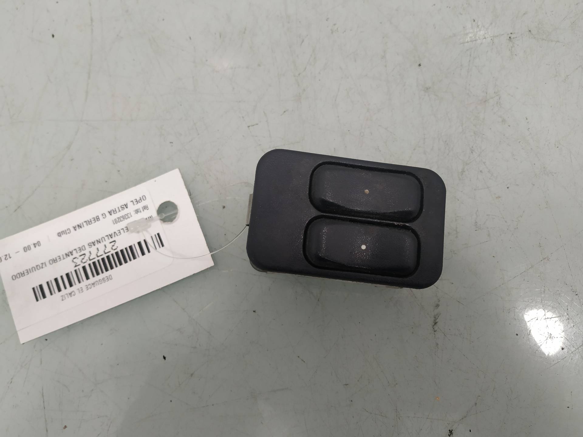 OPEL Astra H (2004-2014) Front Left Door Window Switch 13363201 24880767