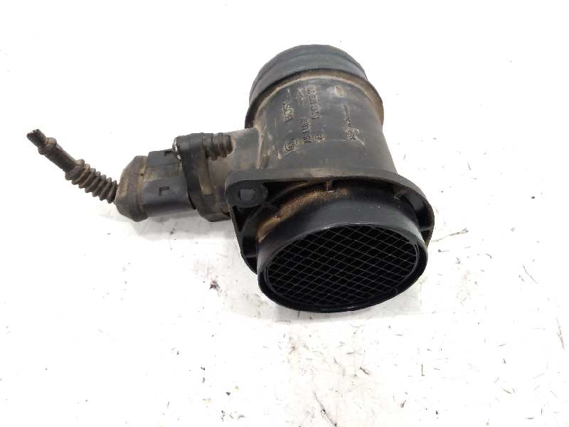 AUDI A4 B5/8D (1994-2001) Mass Air Flow Sensor MAF 0261002216 18837964