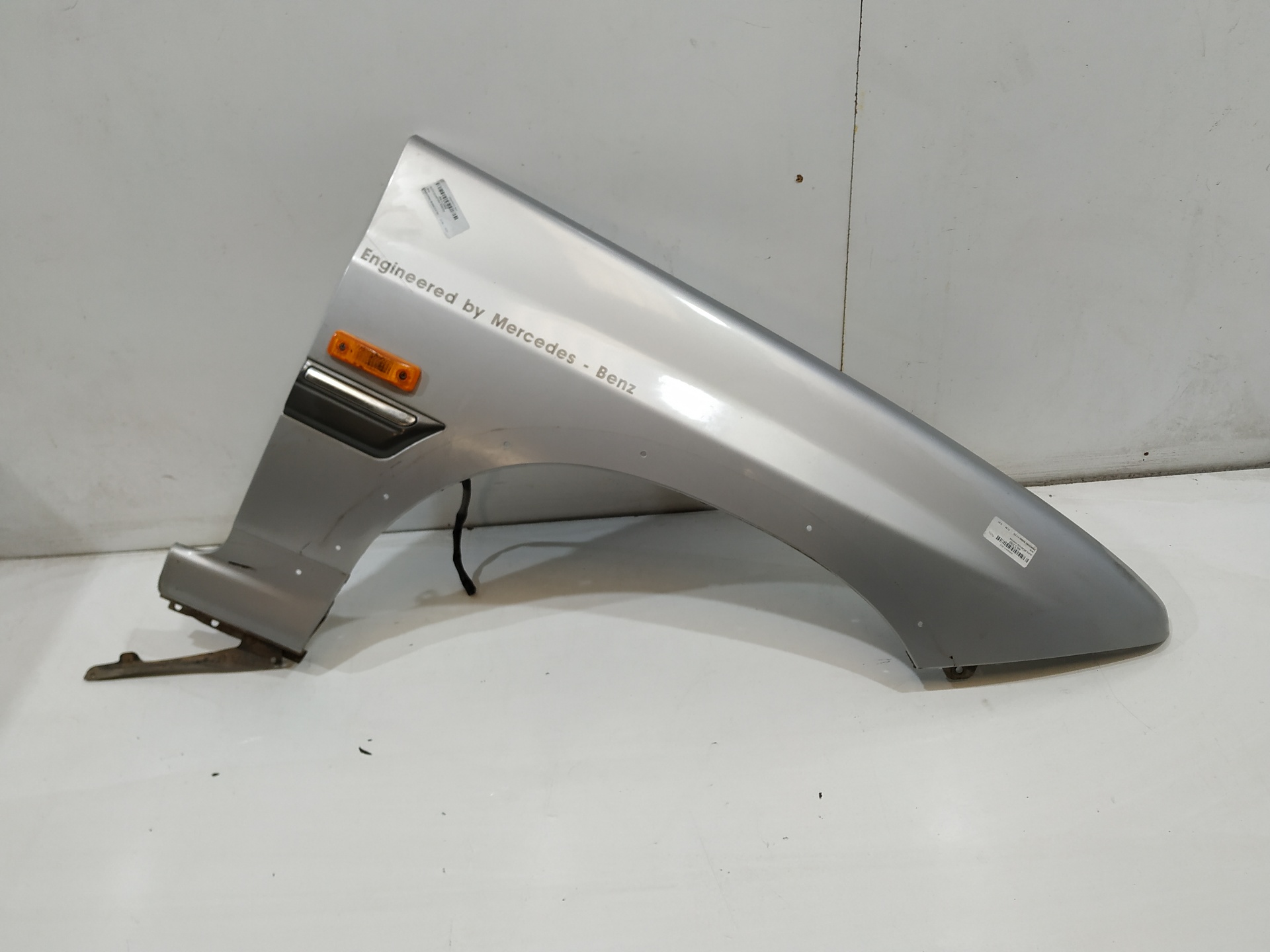 SSANGYONG Musso 1 generation (1993-2006) Крыло переднее правое 24915689