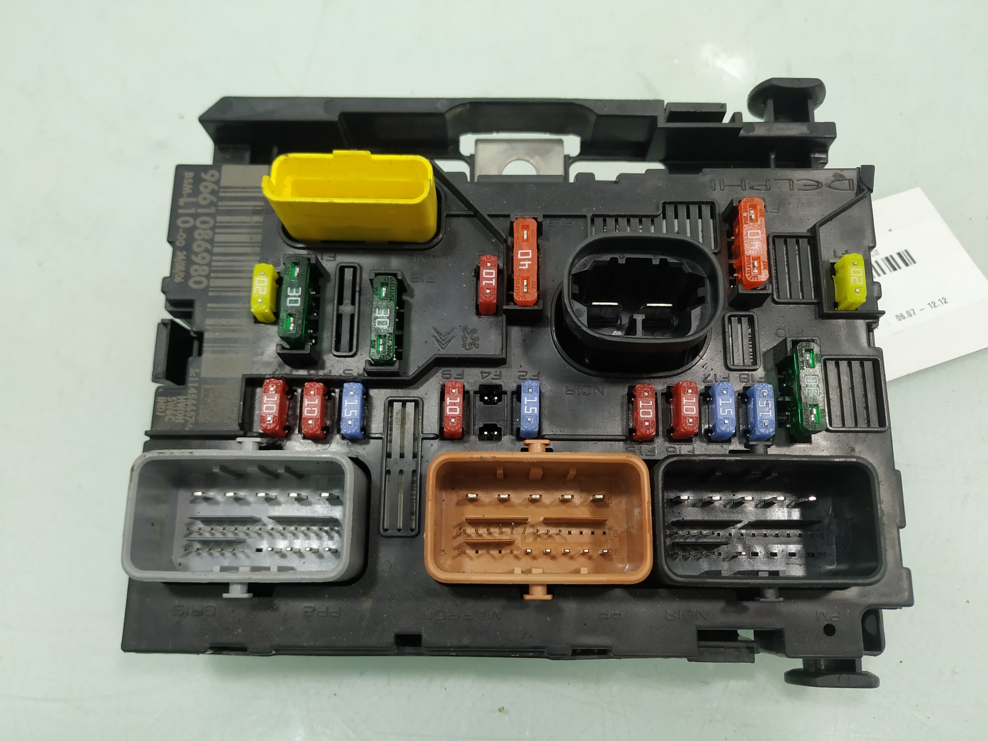 PEUGEOT 207 1 generation (2006-2009) Fuse Box 9661086980 22816495