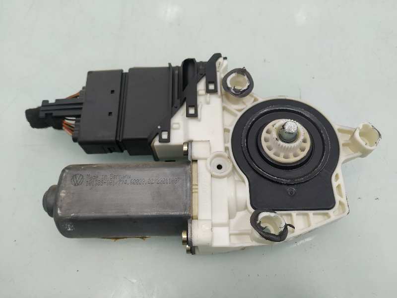 VOLKSWAGEN Bora 1 generation (1998-2005) Rear Left Door Window Control Motor 1J4959811CFKZ 18926930