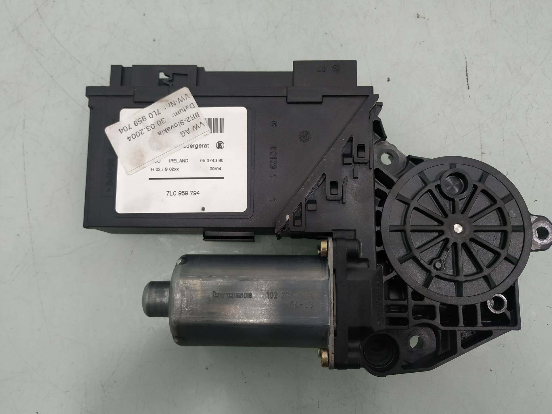 PORSCHE Cayenne 955 (2002-2010) Rear Right Door Window Control Motor 7L0959794 18963432