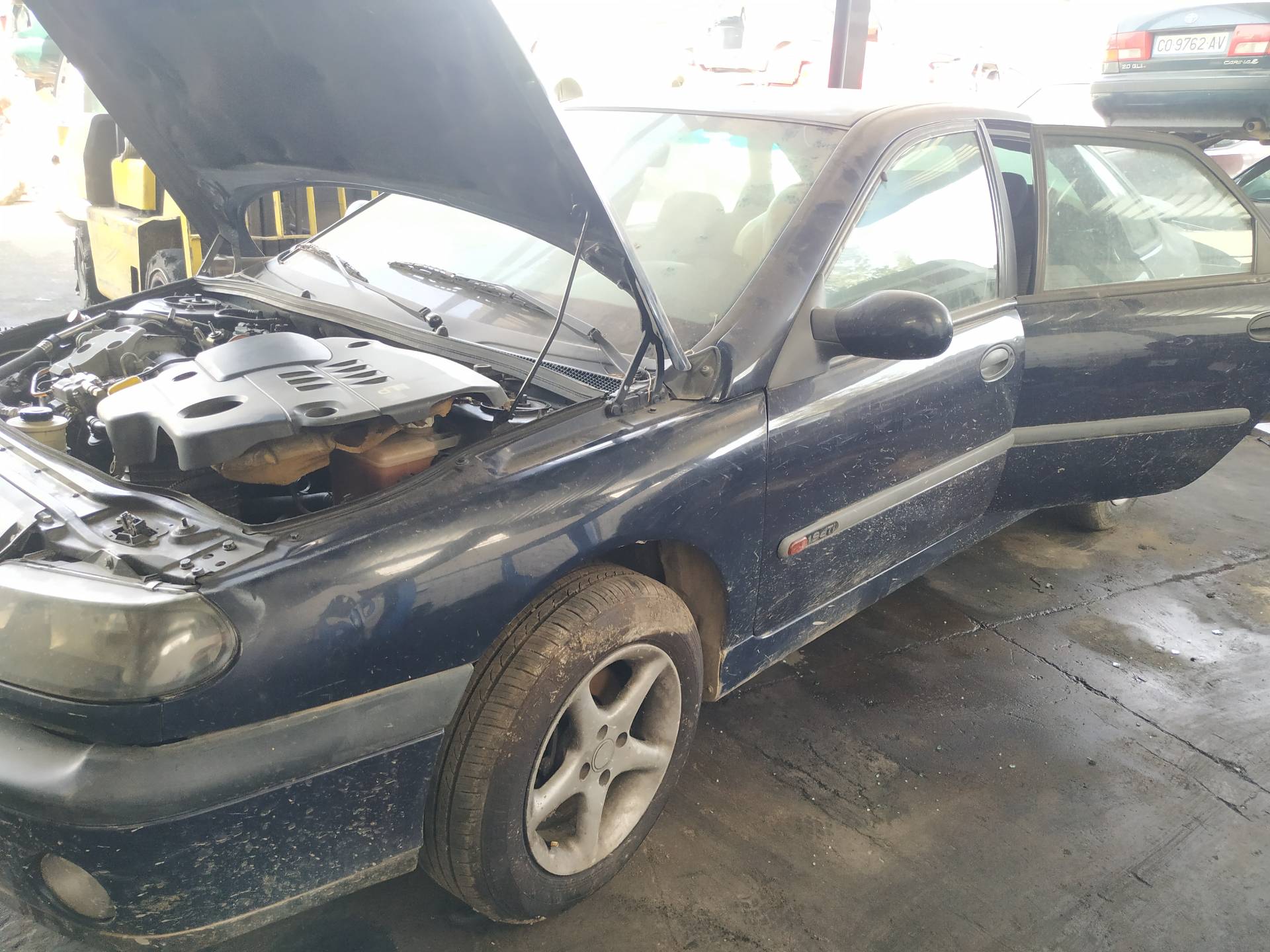 RENAULT Laguna 1 generation (1993-2001) Фара передняя левая 7701047879 19008176