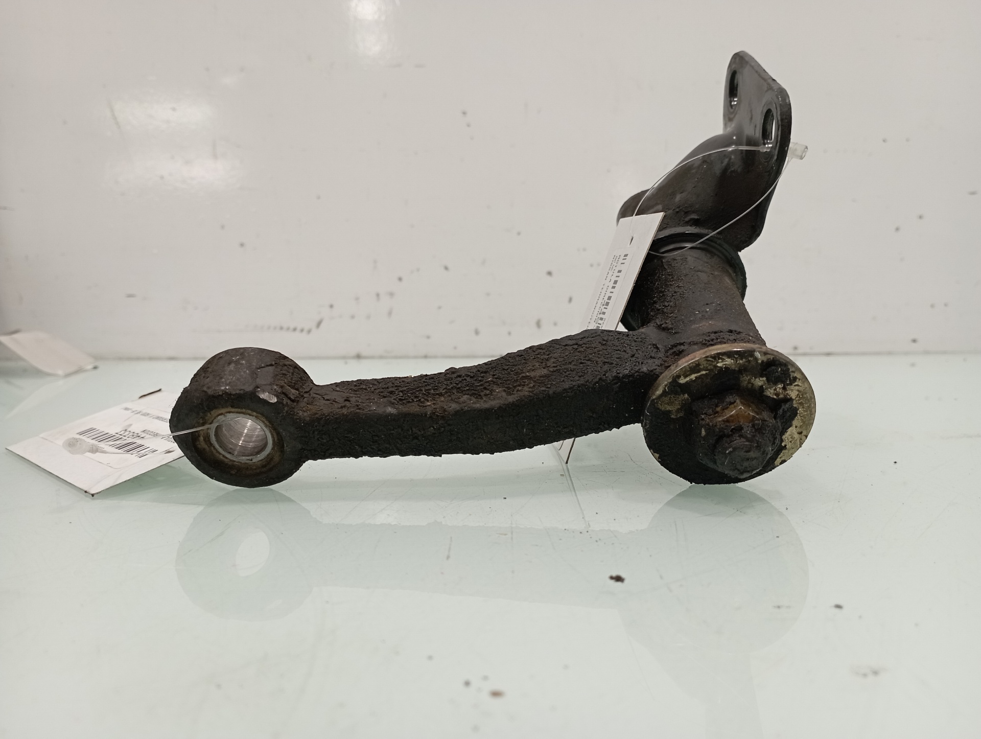 VOLVO Terrano 2 generation (1993-2006) Steering tie rod end 24911084