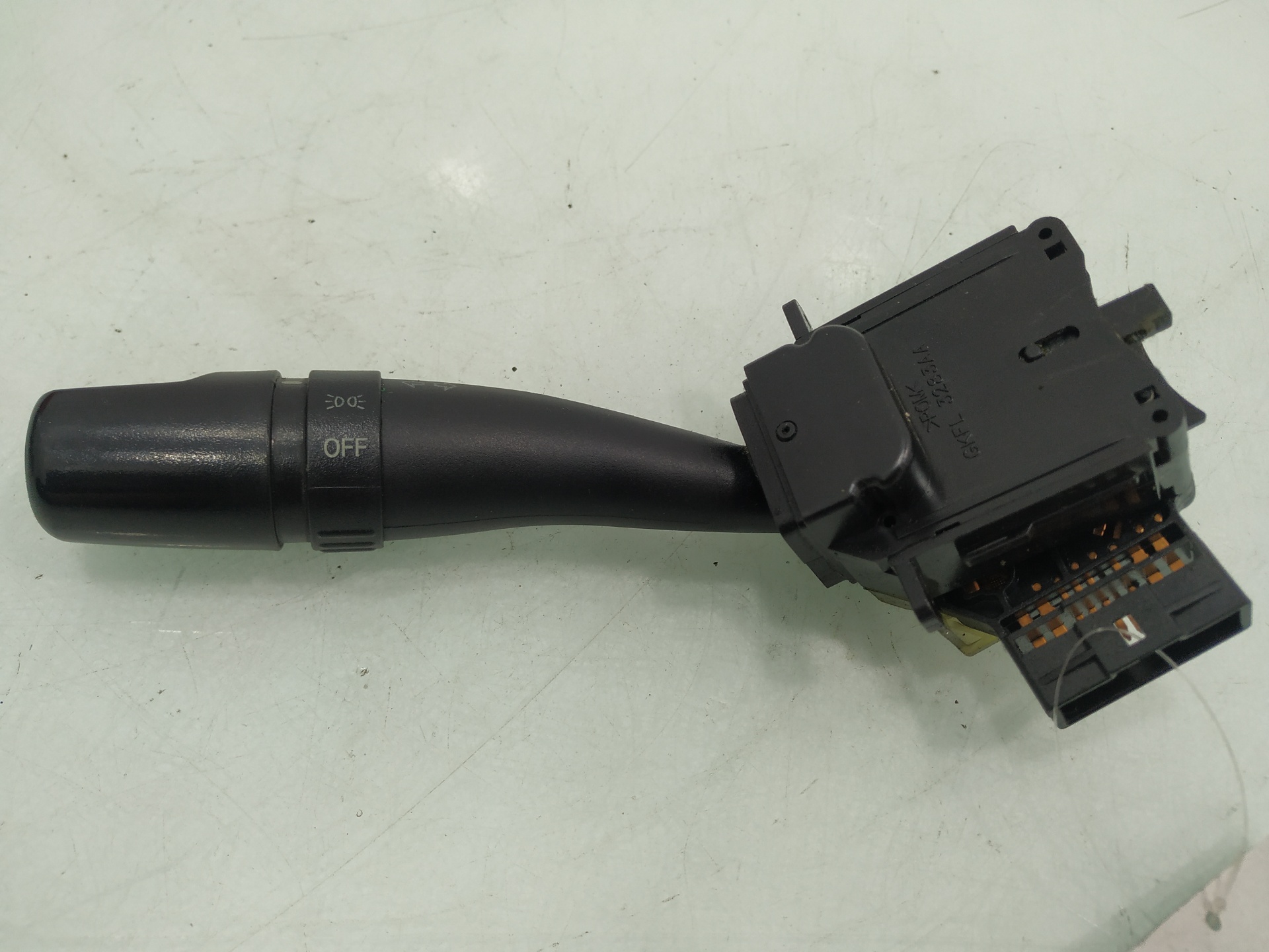 HYUNDAI Matrix 1 generation (2001-2010) Headlight Switch Control Unit GKFL3283AA 24921844