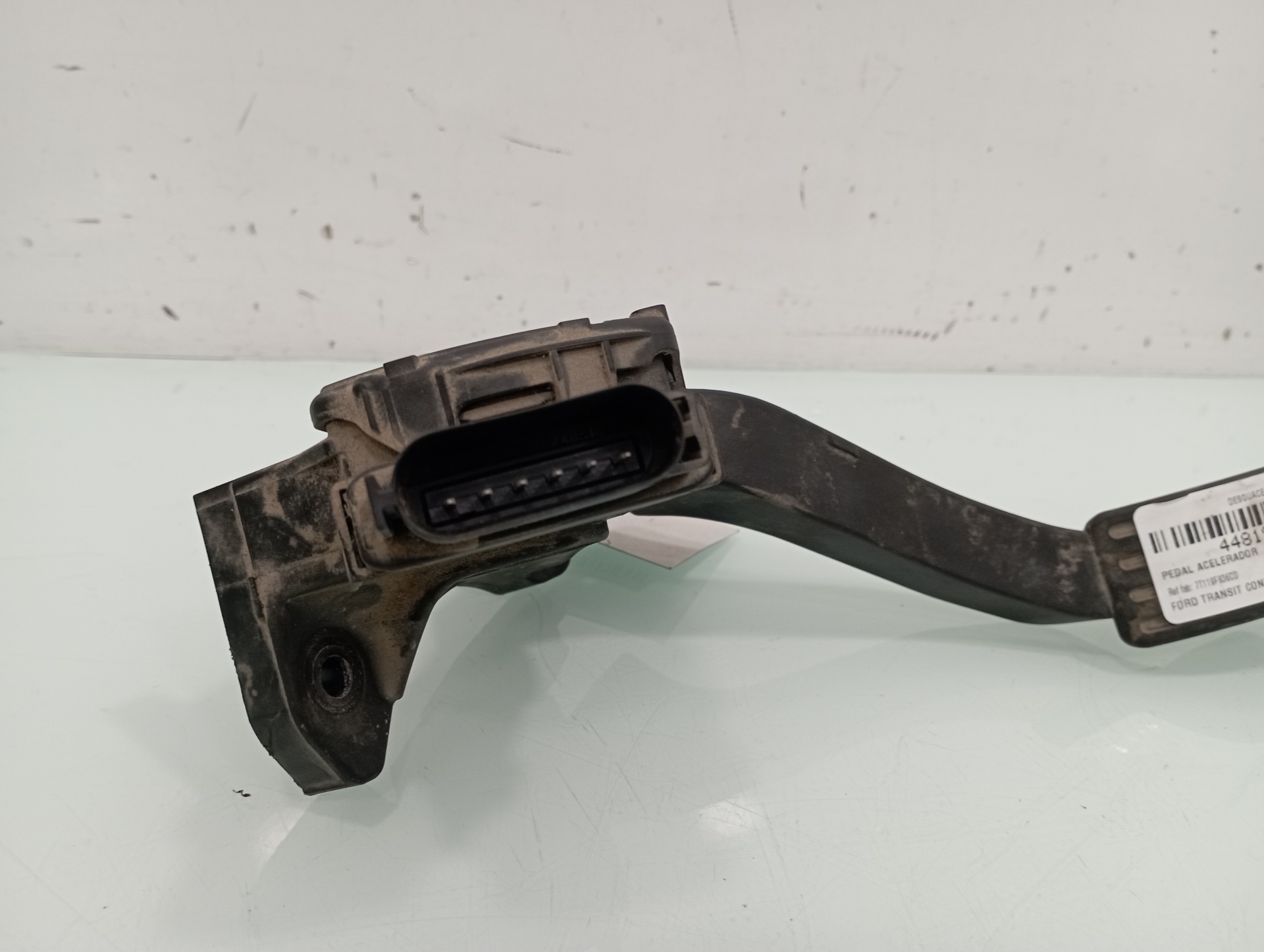 FORD Transit Connect 1 generation (2002-2024) Throttle Pedal 7T119F836CD 19124138