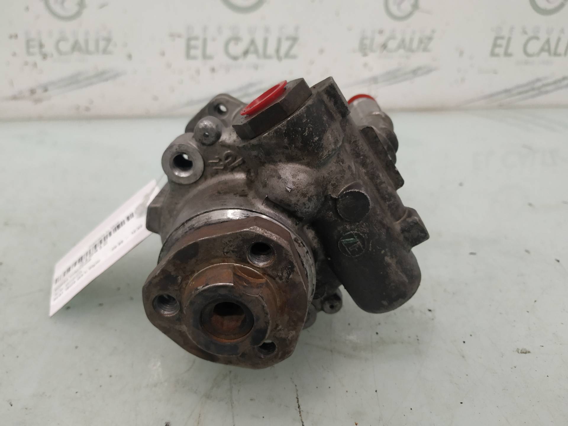 SEAT Cordoba 1 generation (1993-2003) Power Steering Pump 6N0145157X 19000333