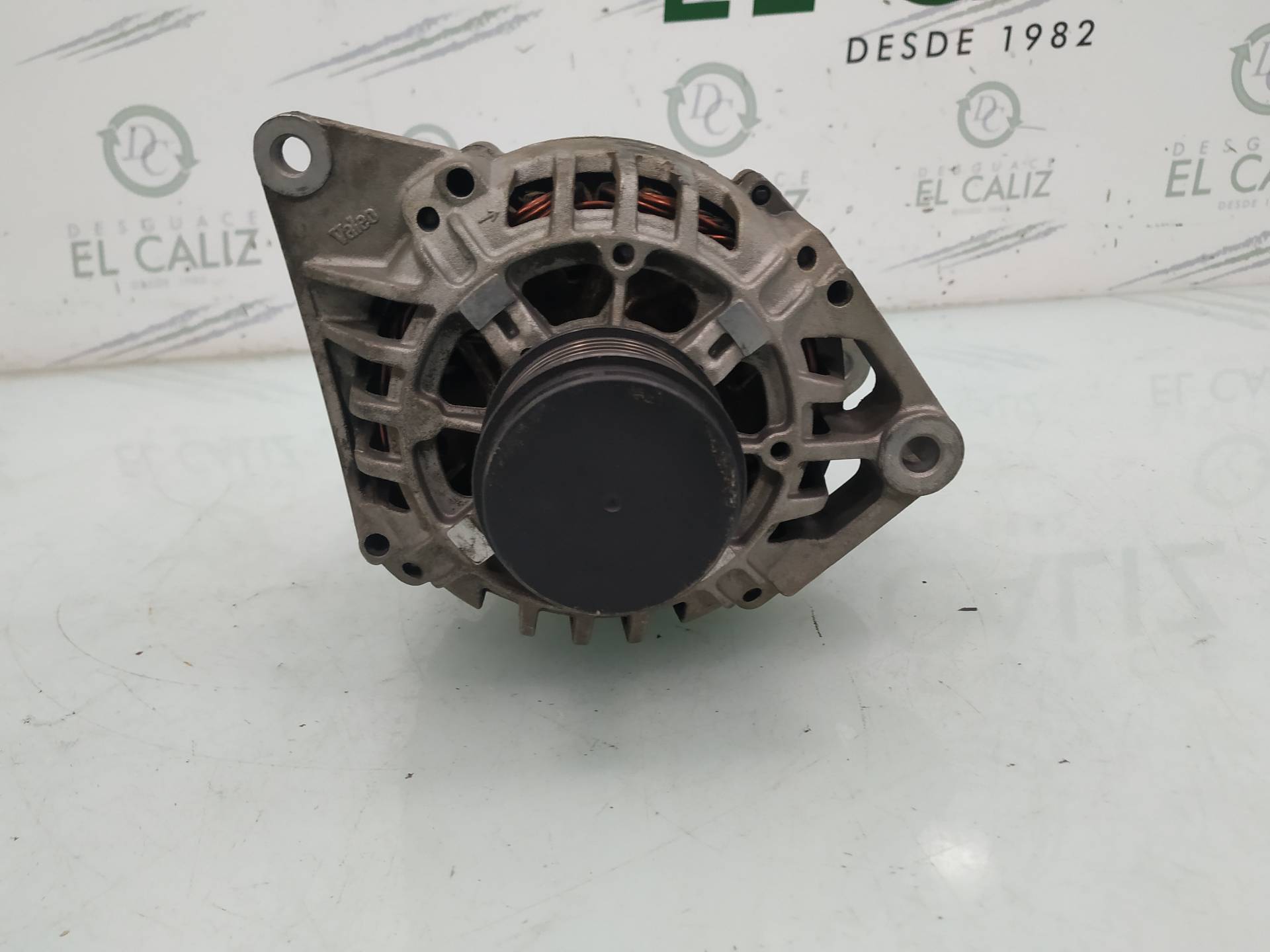 RENAULT Megane 1 generation (1995-2003) Alternator 8200054588 24880615