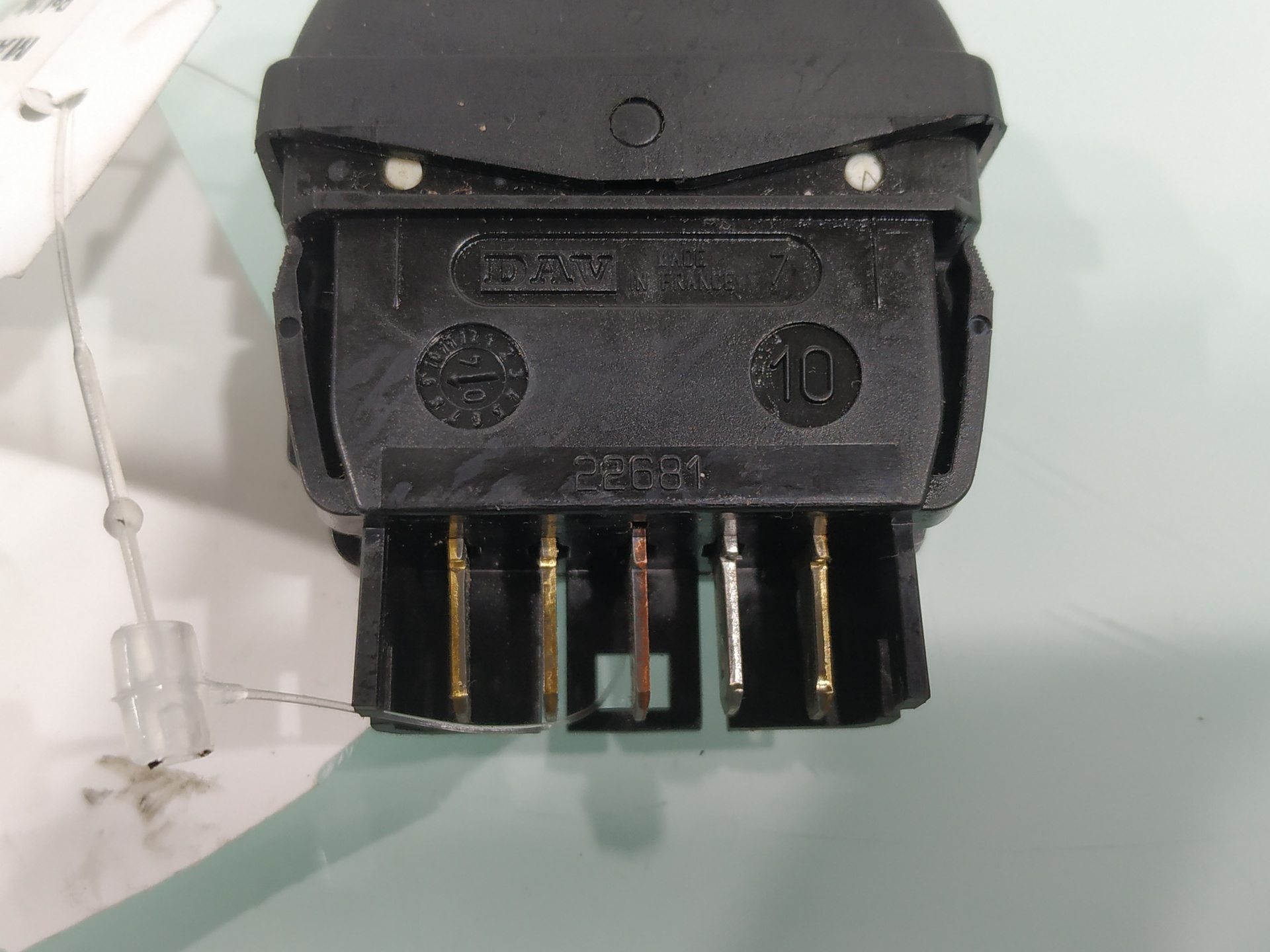 Mando elevalunas delantero derecho 9HY 22681 de Citroen Xsara 2004-2006 - pieza usada