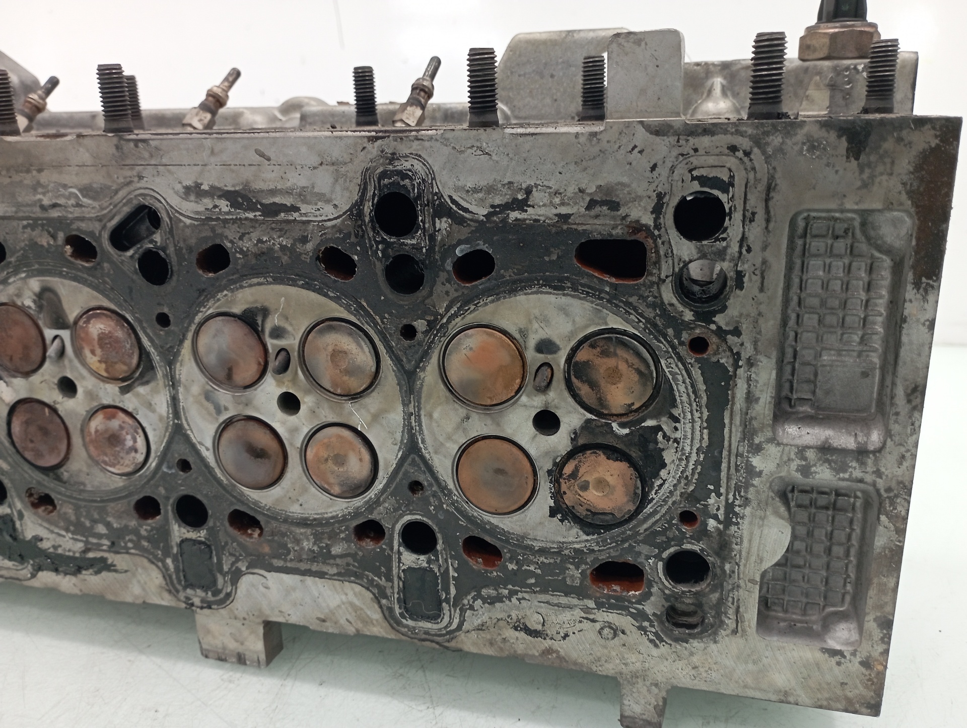 OPEL Corsa C (2000-2006) Engine Cylinder Head 55193109 21271827