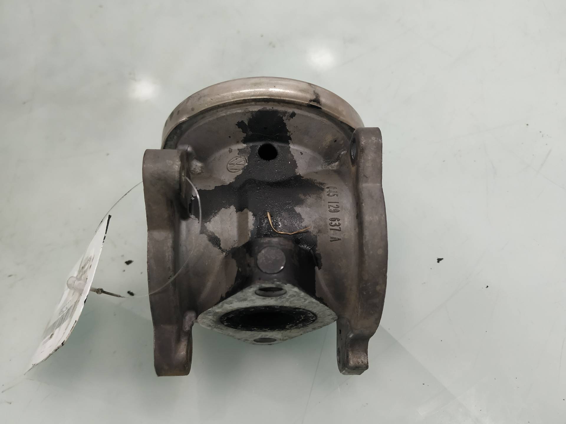 SEAT Cordoba 2 generation (1999-2009) EGR Valve 045129637A 19026022