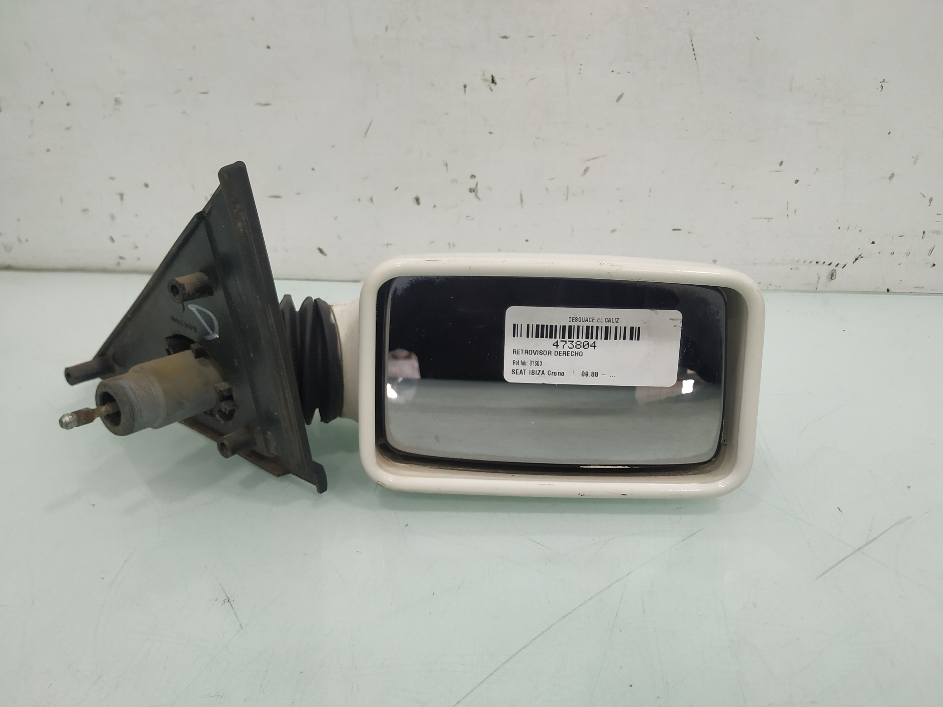 SEAT Ibiza 1 generation (1984-1993) Right Side Wing Mirror 01600 24862592