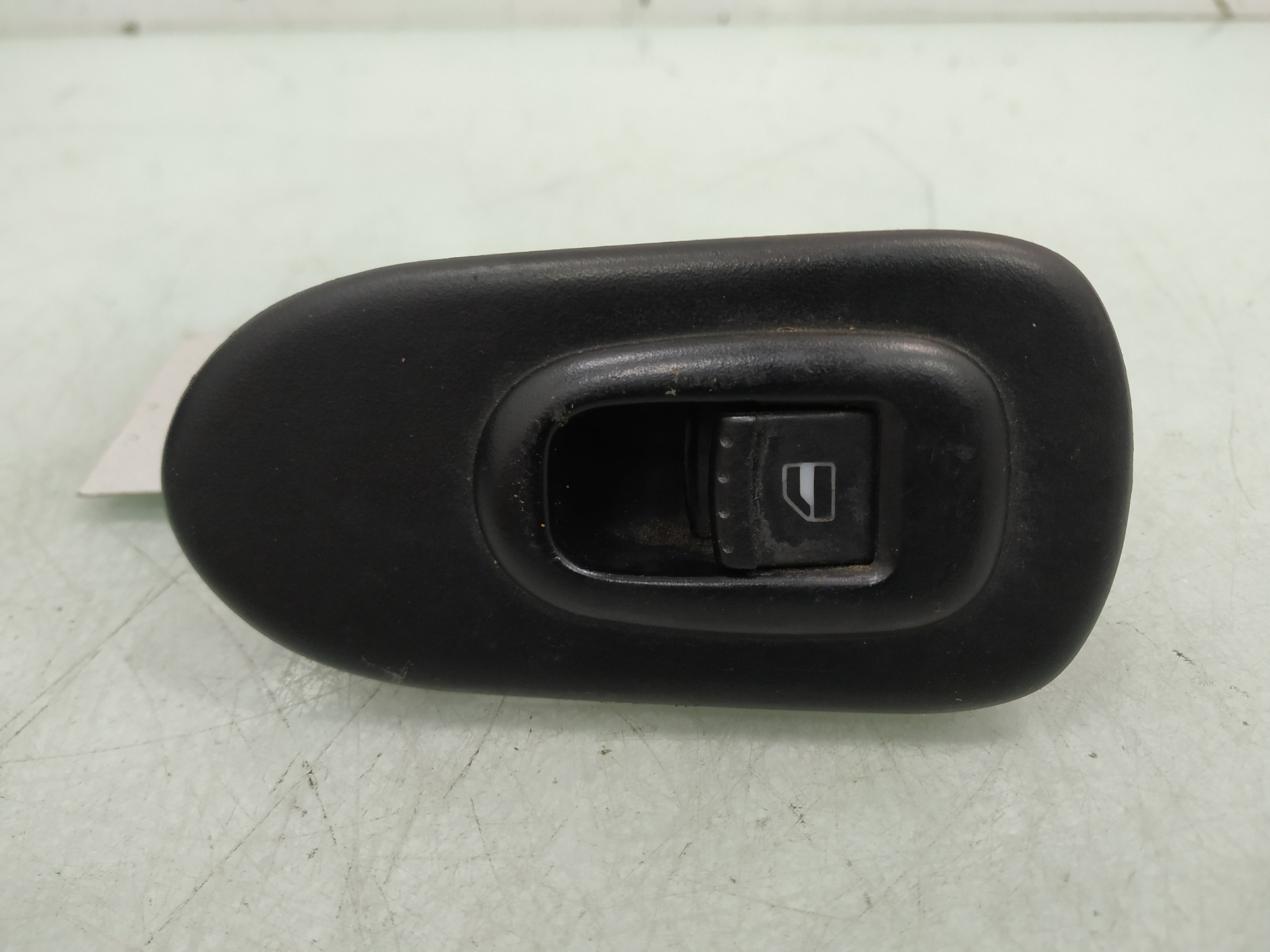 SEAT Toledo 2 generation (1999-2006) Front Right Door Window Switch 1M0959855 25212910