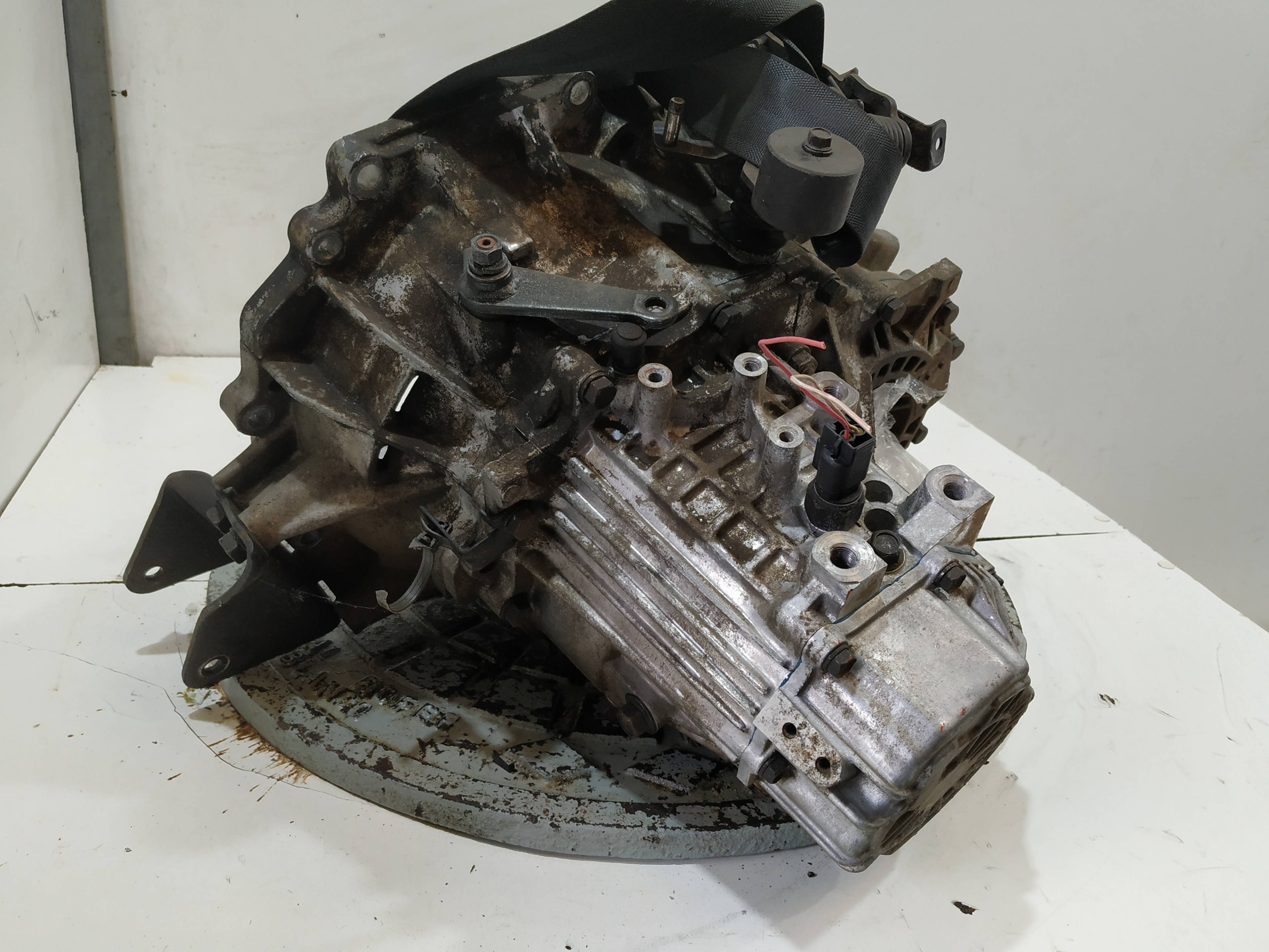 HYUNDAI Accent LC (1999-2013) Gearbox J52073 19128436