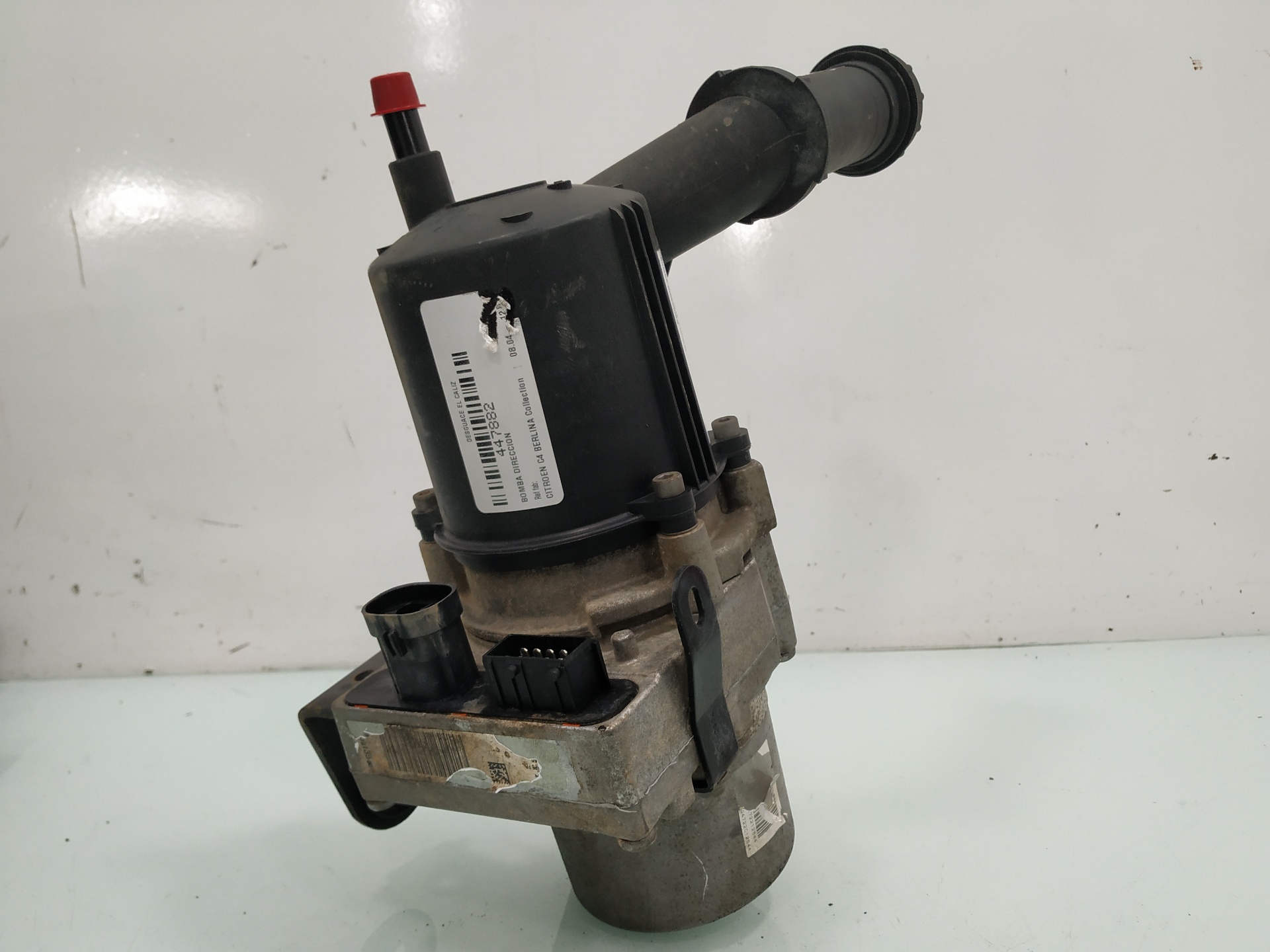 CITROËN C4 1 generation (2004-2011) Power Steering Pump 21601861 19121843