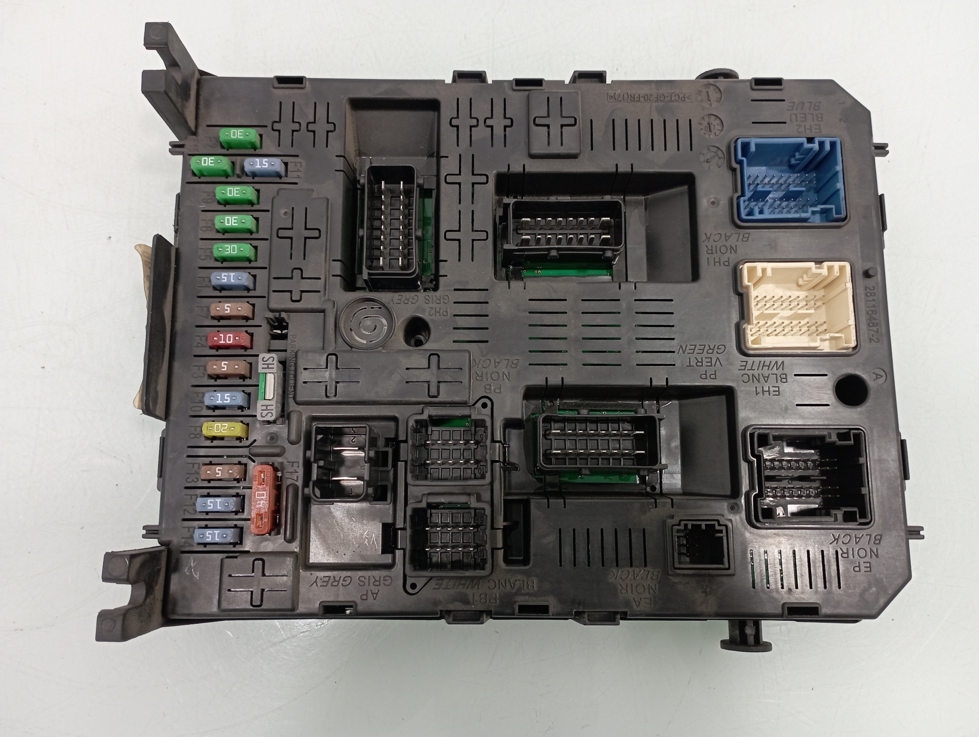 PEUGEOT 407 1 generation (2004-2010) Fuse Box 96640590800R 21068323