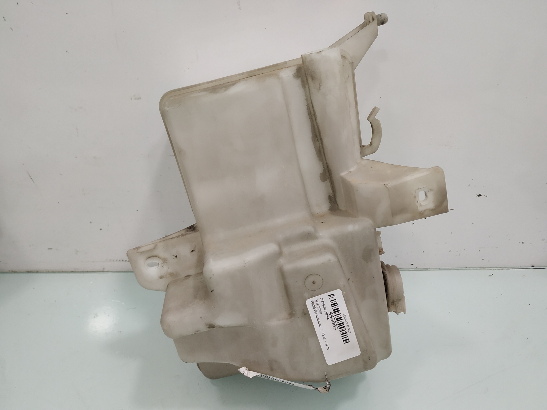 VOLVO V40 2 generation (2012-2020) Fönsterspolartank 31276094 27285571