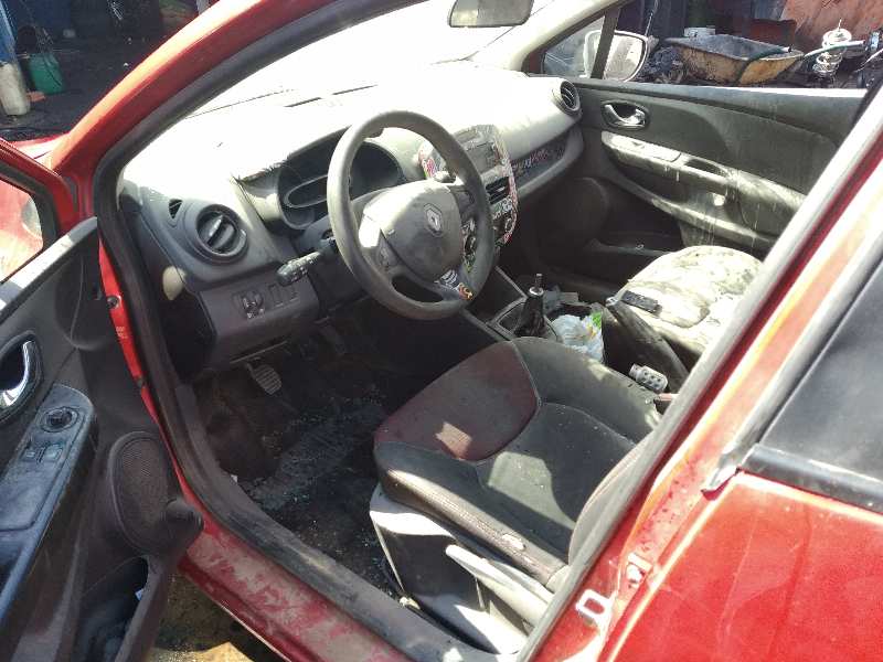 RENAULT Clio 3 generation (2005-2012) Højre bagerste indvendige åbningshåndtag 826720001R 19135943