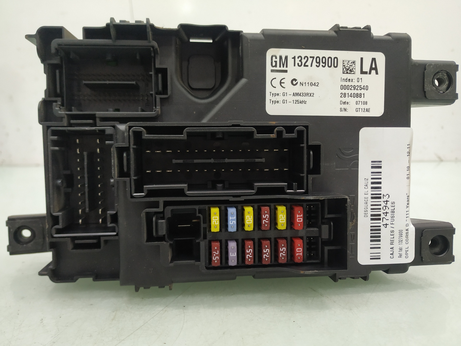 OPEL Corsa D (2006-2020) Fuse Box 13279900 25929704