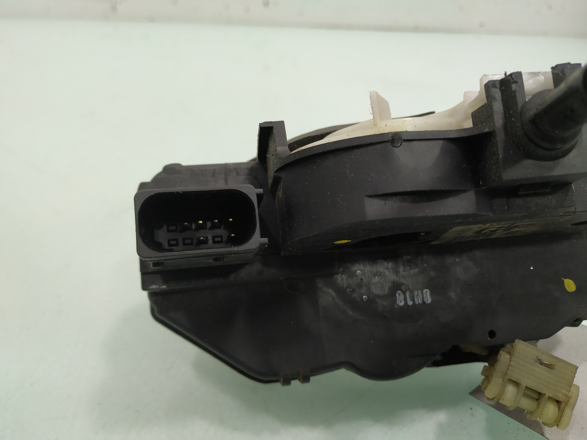 OPEL Insignia A (2008-2016) Front Right Door Lock 13503802 24855115