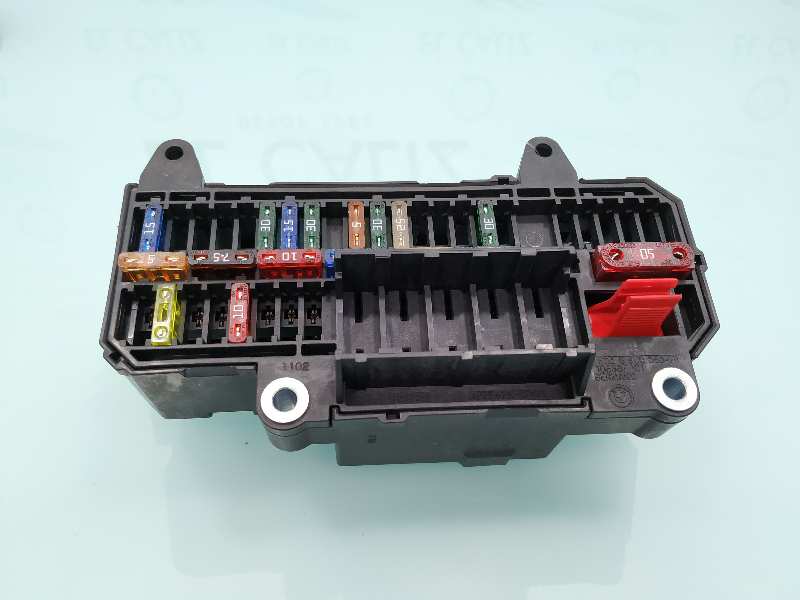 BMW 7 Series E65/E66 (2001-2008) Fuse Box 6113690058301 18852325