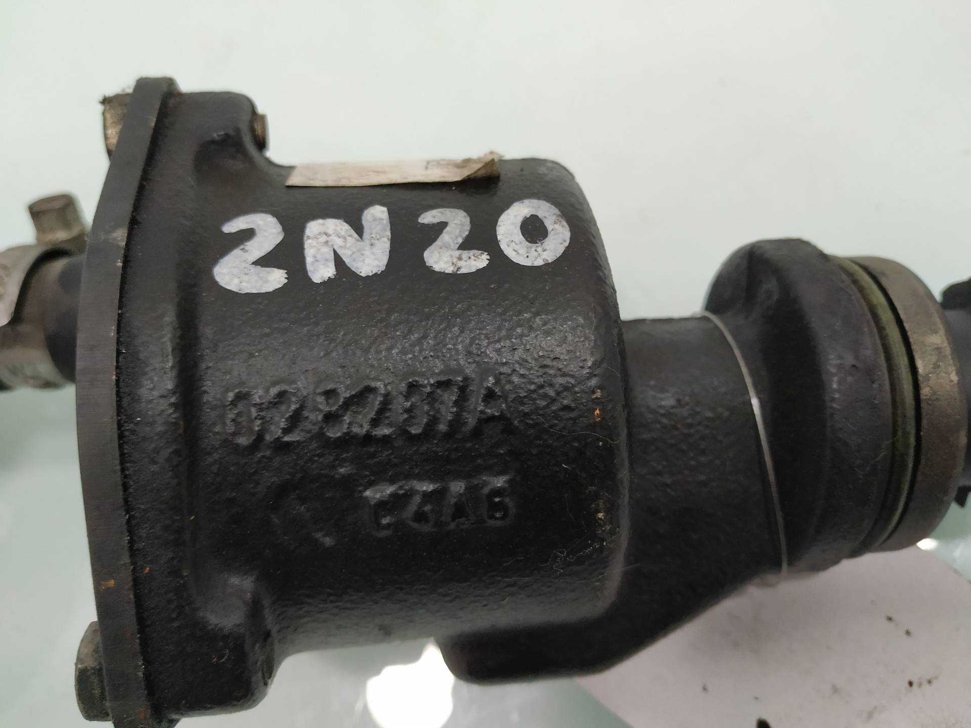 AUDI A4 B5/8D (1994-2001) Pompe à vide 028207A 24911279