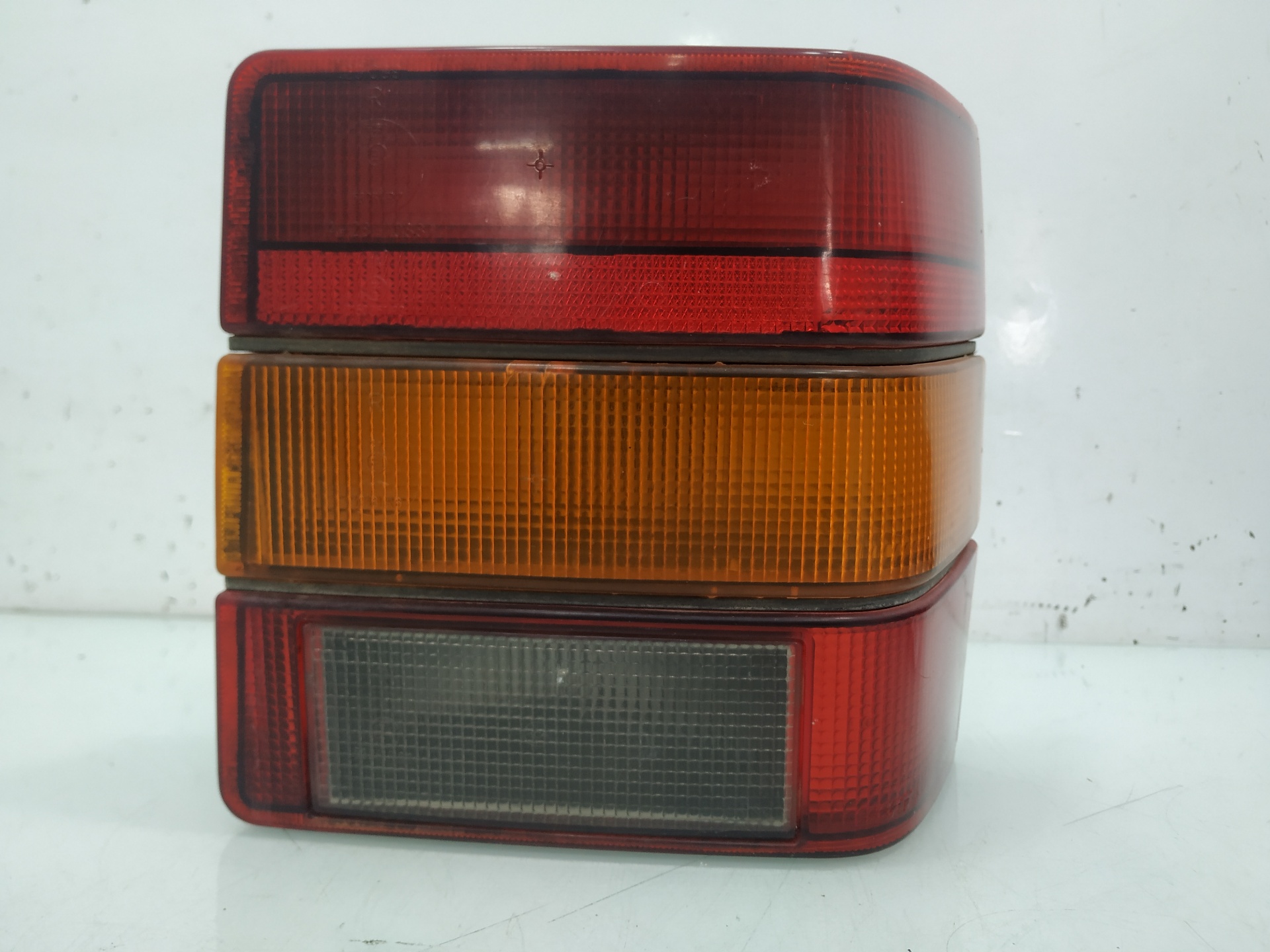 SEAT Ibiza 1 generation (1984-1993) Rear Right Taillight Lamp A2810881 24862615