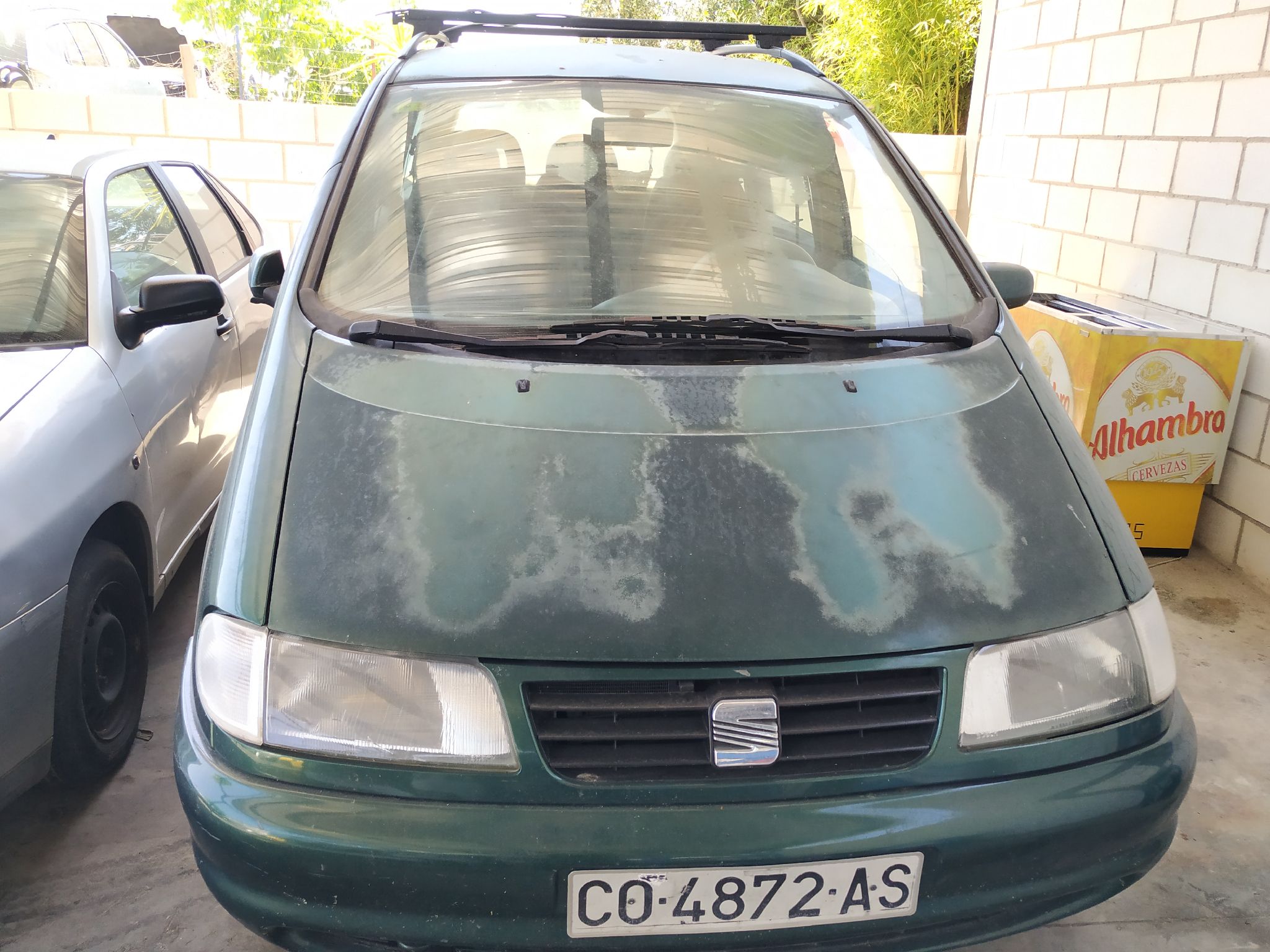 SEAT Alhambra 1 generation (1996-2010) Front Right Headlight 18905162