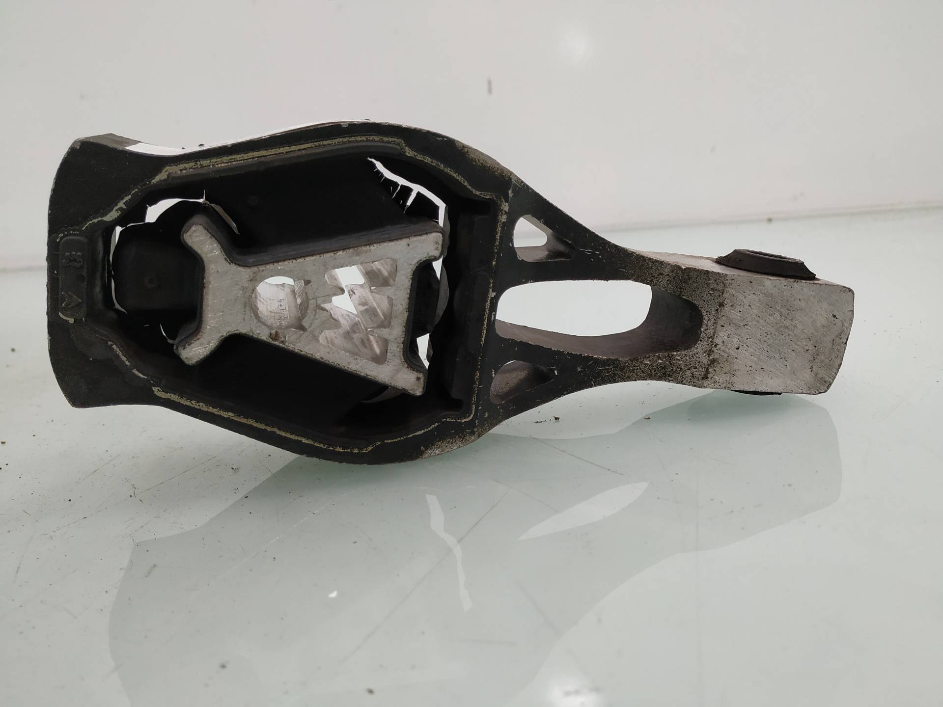 PEUGEOT 308 T9 (2013-2021) Engine mount rear 9808838680 19020703