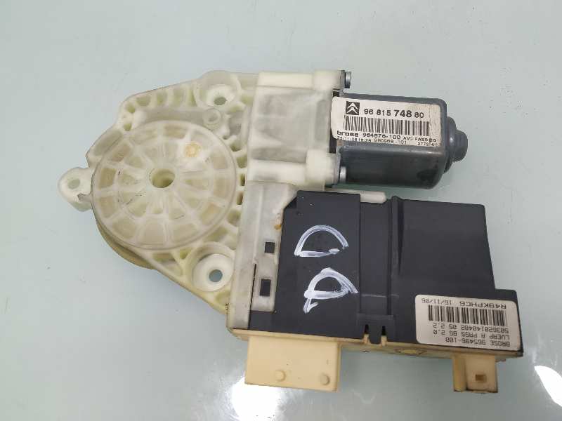 CITROËN C4 1 generation (2004-2011) Front Right Door Window Control Motor 9681574880 18880357