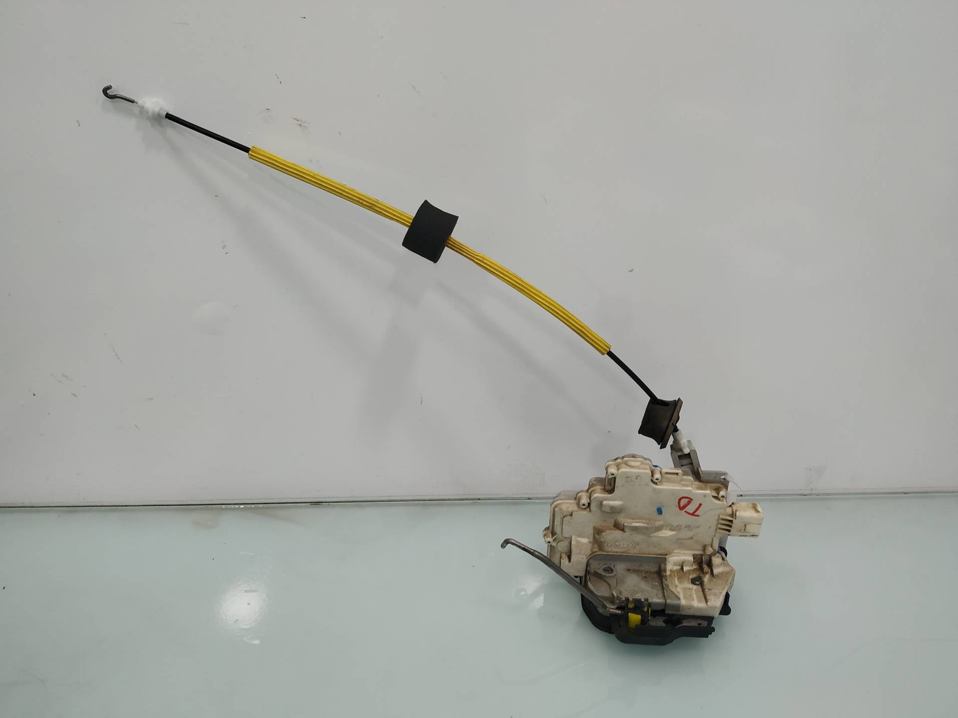 DODGE A6 C6/4F (2004-2011) Rear Right Door Lock 4F0839016 21065668