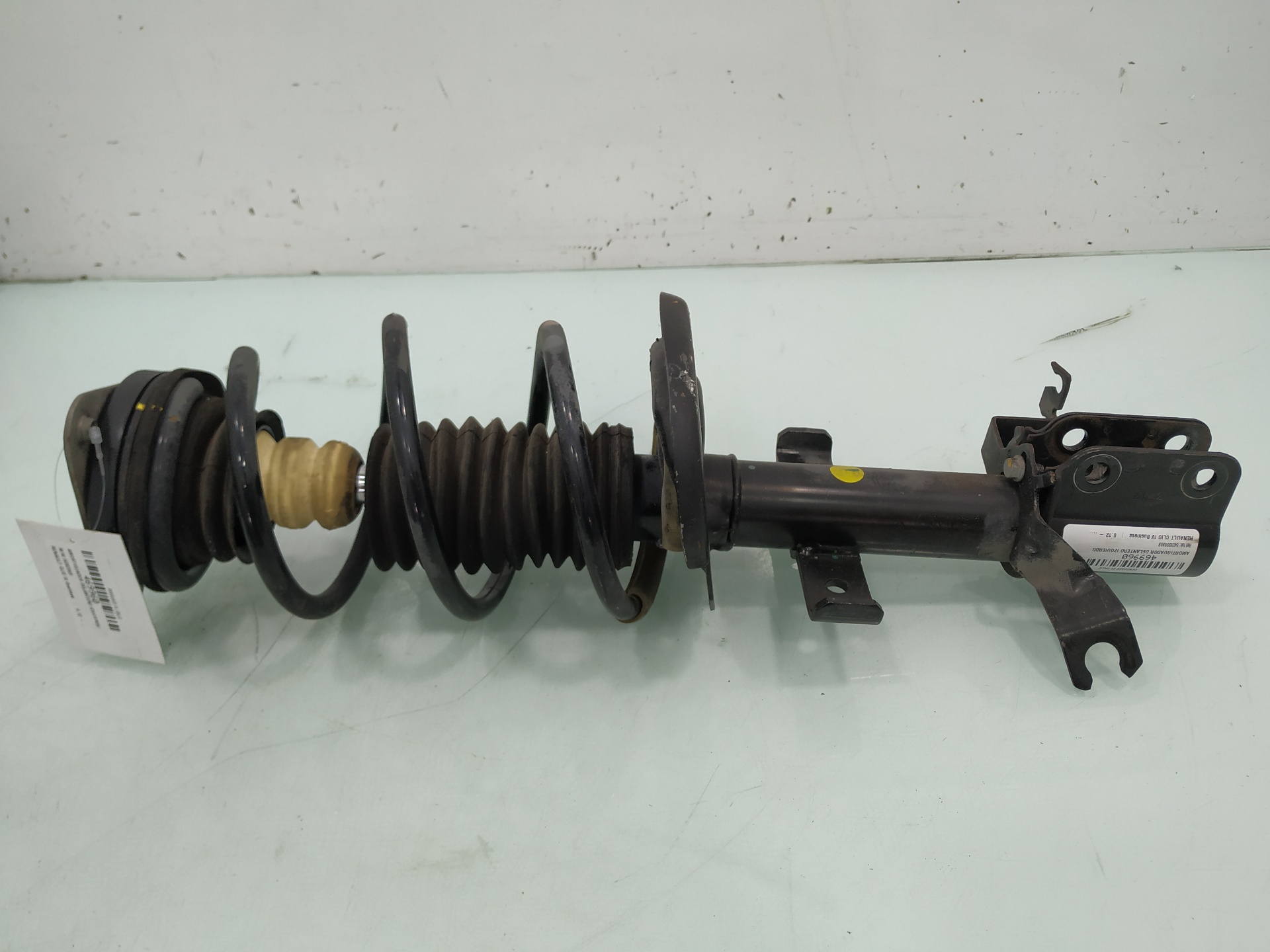 RENAULT Captur 1 generation (2013-2019) Front Left Shock Absorber 543022080R 24919405