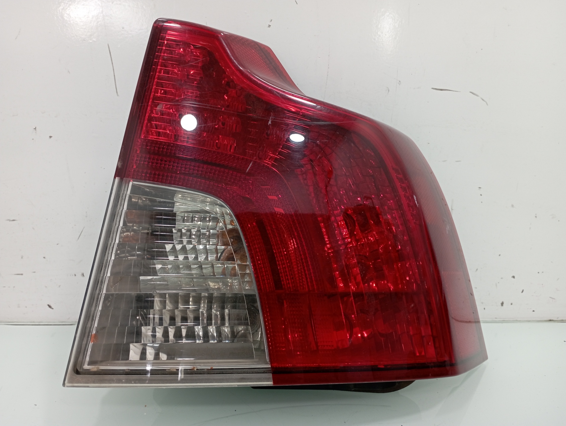 VOLVO S40 2 generation (2004-2012) Rear Right Taillight Lamp 31214608 20666997