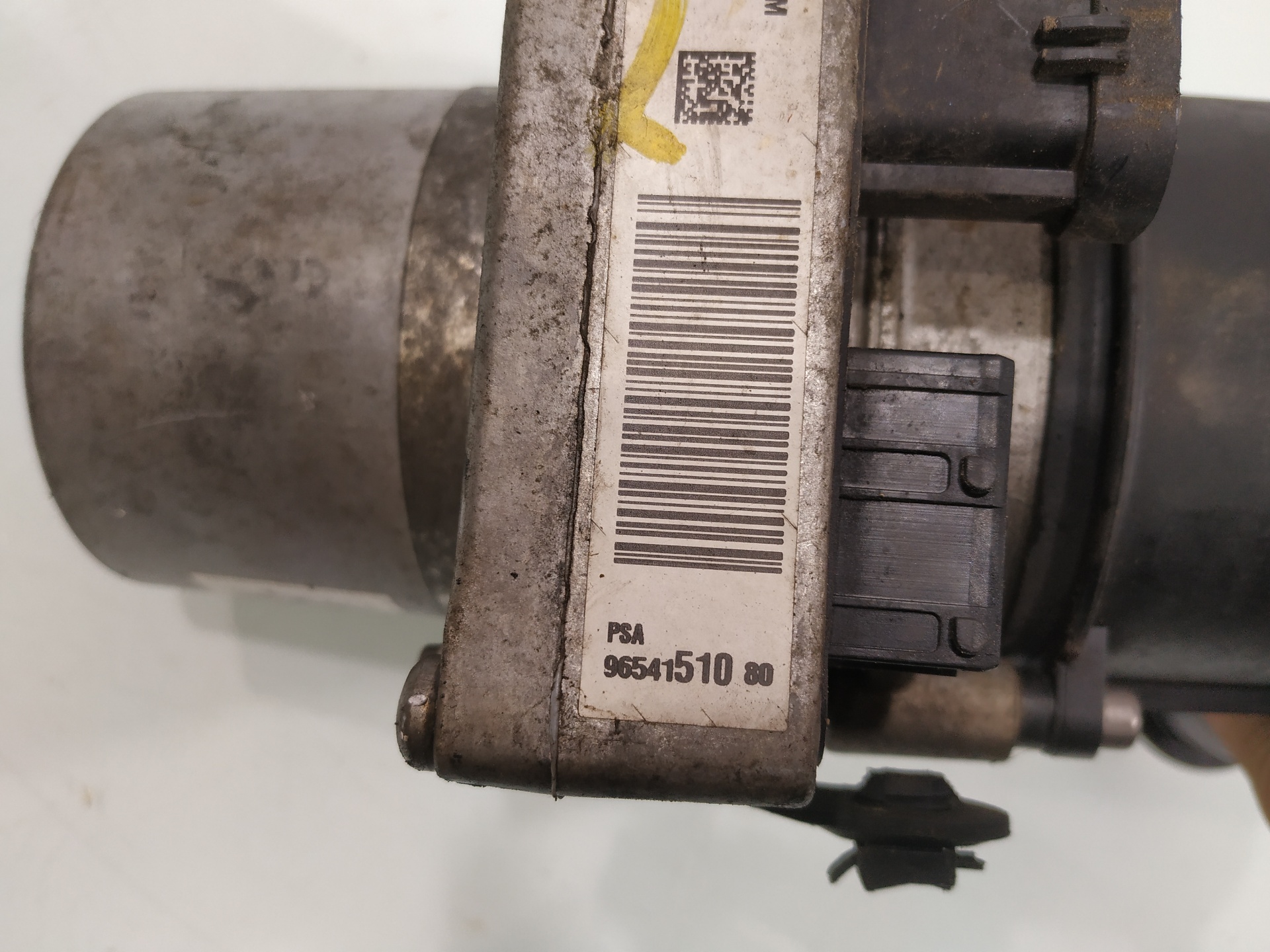 Steering pump 9654151080 de Peugeot 307 2005-2005 - pieza usada