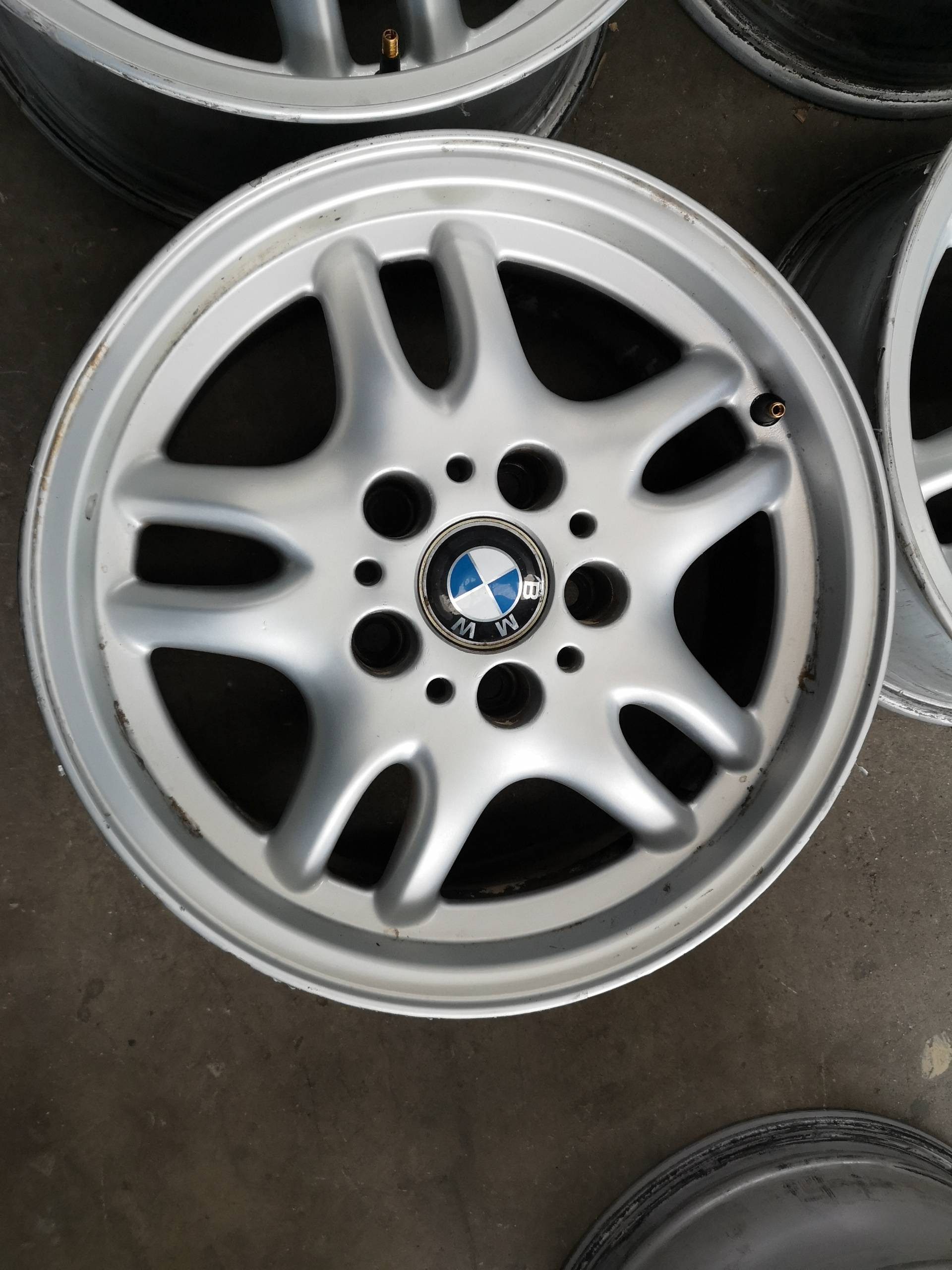 BMW 5 Series E34 (1988-1996) Jeu de roues 24942863