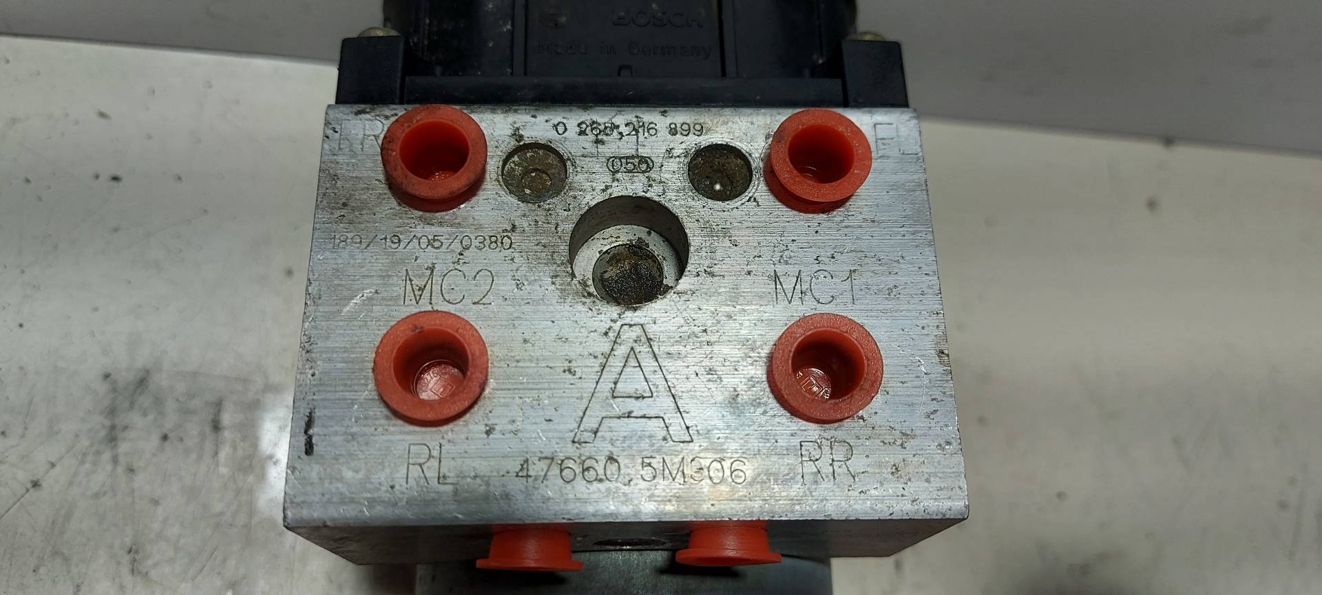 Abs GQG15 0265216899 de Nissan Almera (n16/e) 2003-2004 - pieza usada