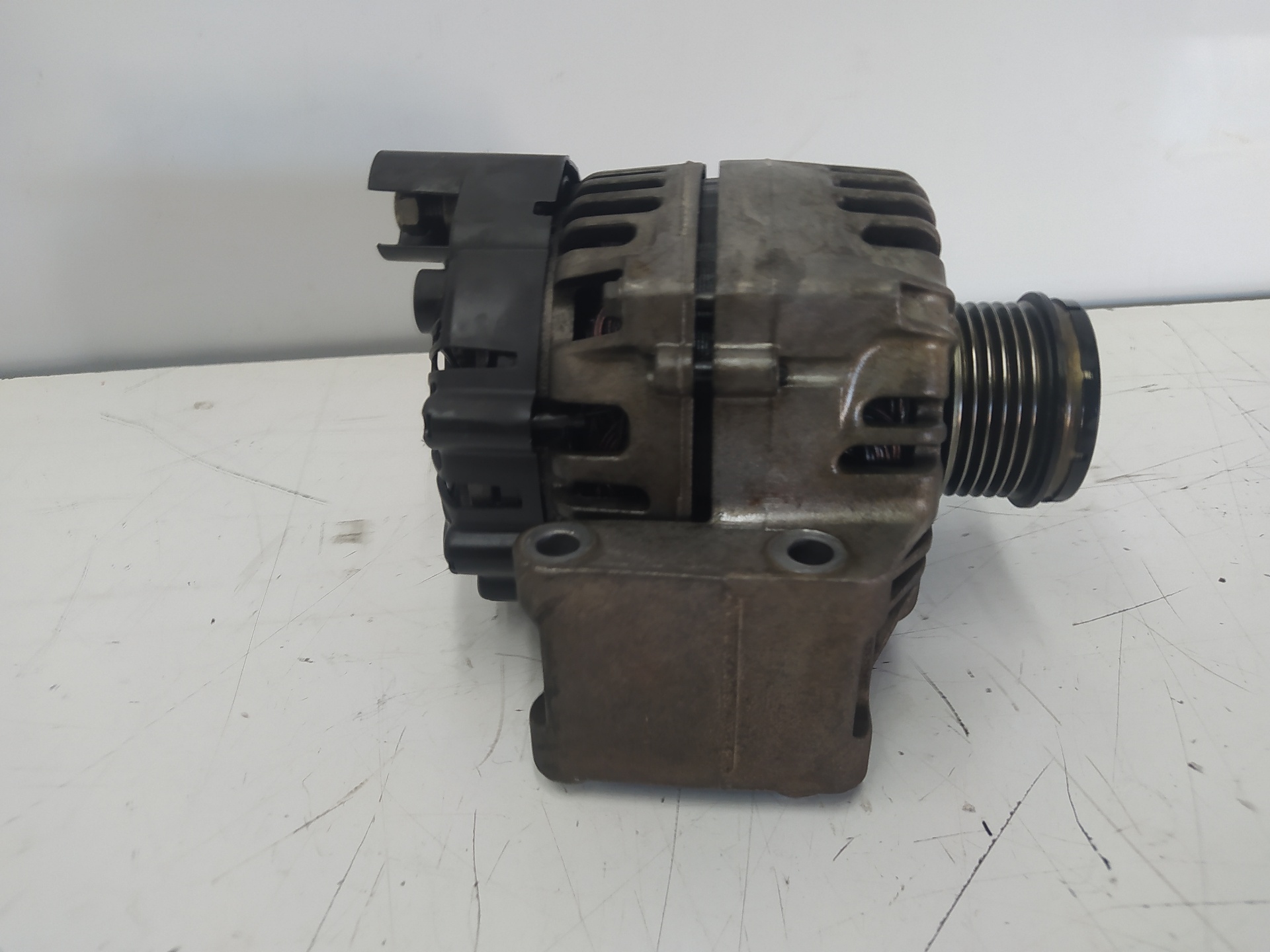 FIAT Grande Punto 1 generation (2006-2008) Alternator B86855185076 25039283