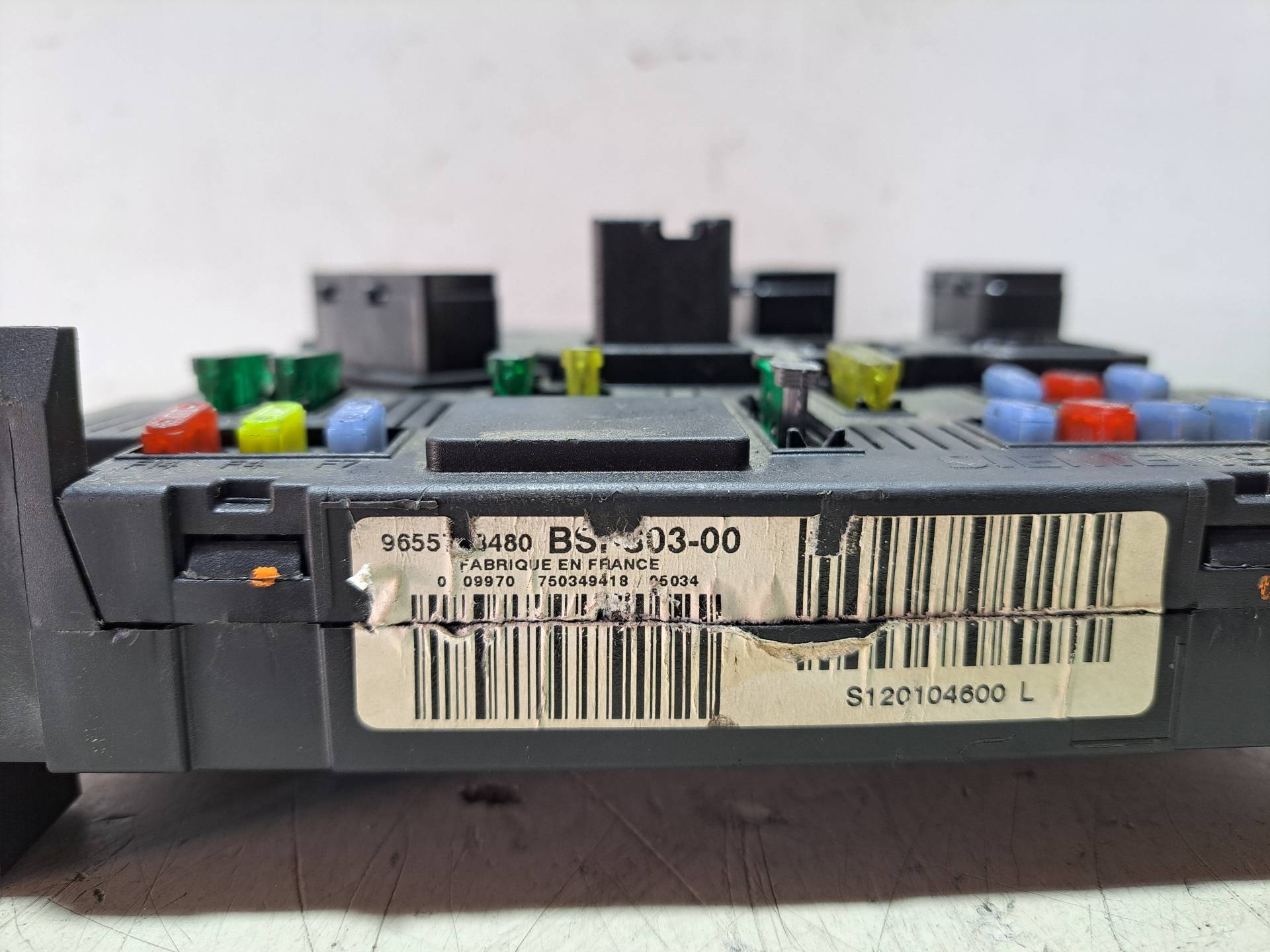 PEUGEOT 407 1 generation (2004-2010) Fuse Box 9655708480 25039137