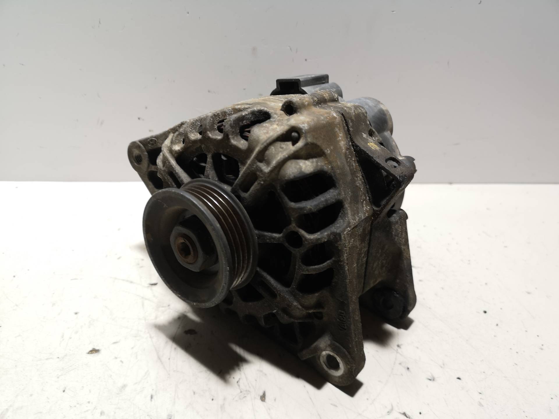 HYUNDAI GK (2 generation) (2001-2009) Alternator A0002655023, 3730022650 25038505